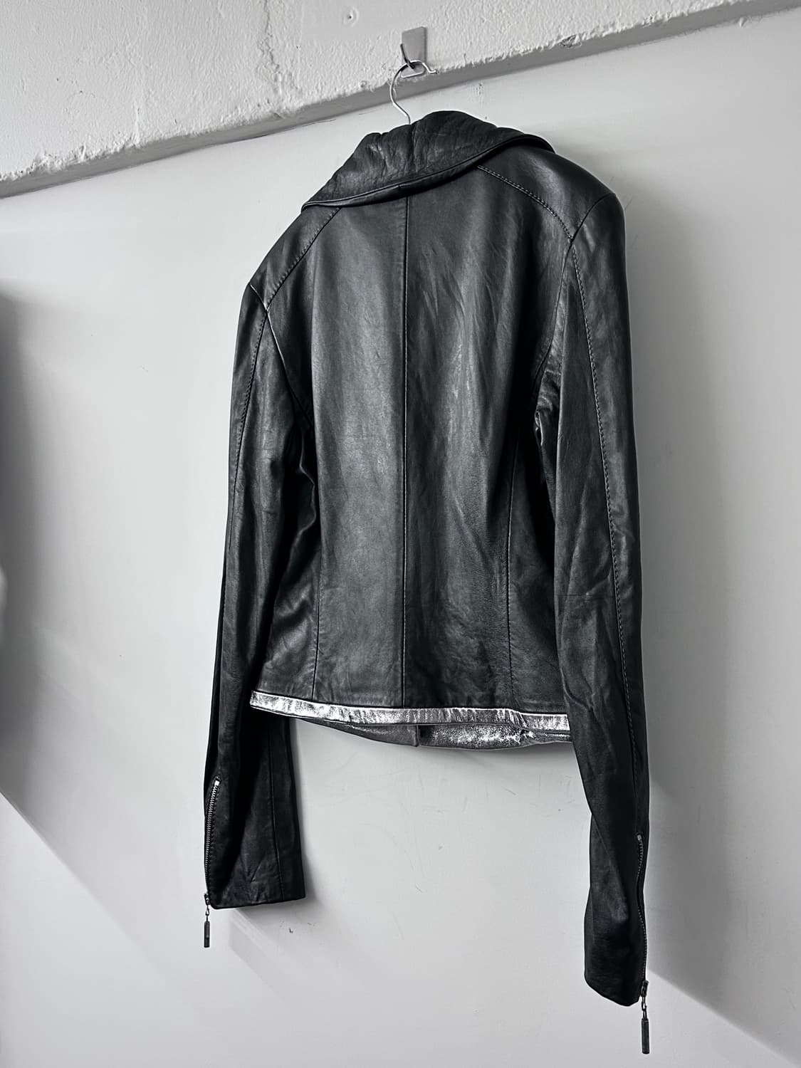 저스트 카발리 실버 라인 램스킨 자켓 상품이미지8