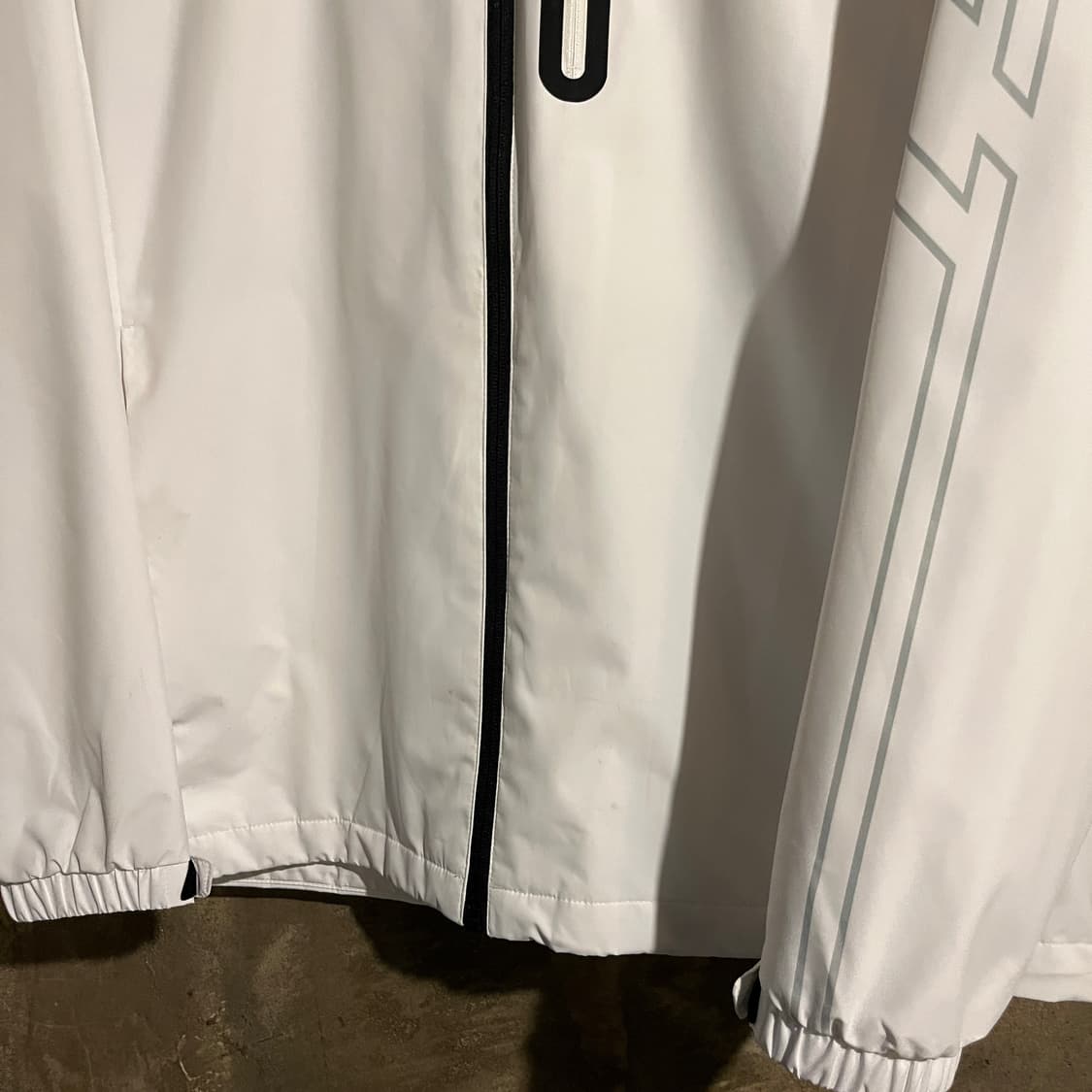 다이나핏 바람막이 자켓 상품이미지3