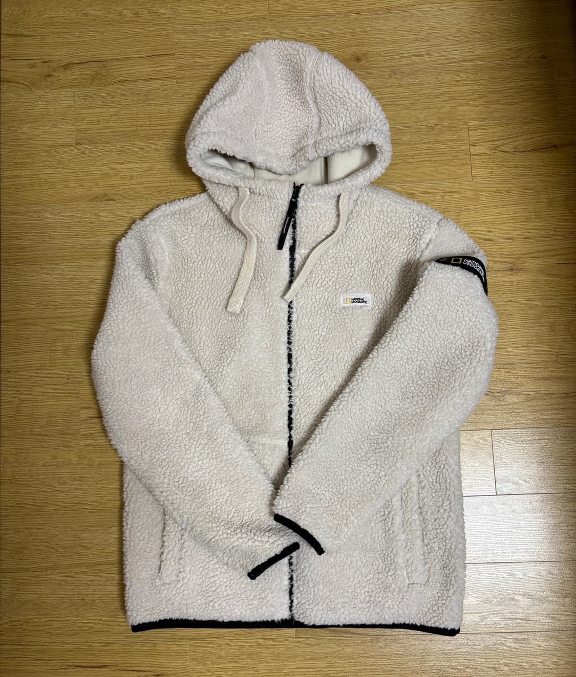 내셔널지오그래픽 뽀글이 후리스(M)(새 상품 급) 상품이미지1