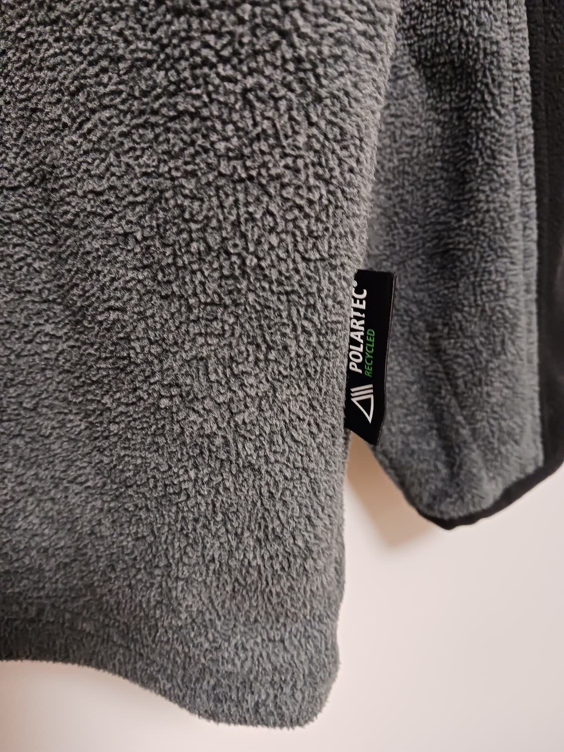 데상트 플리스후드 상품이미지5