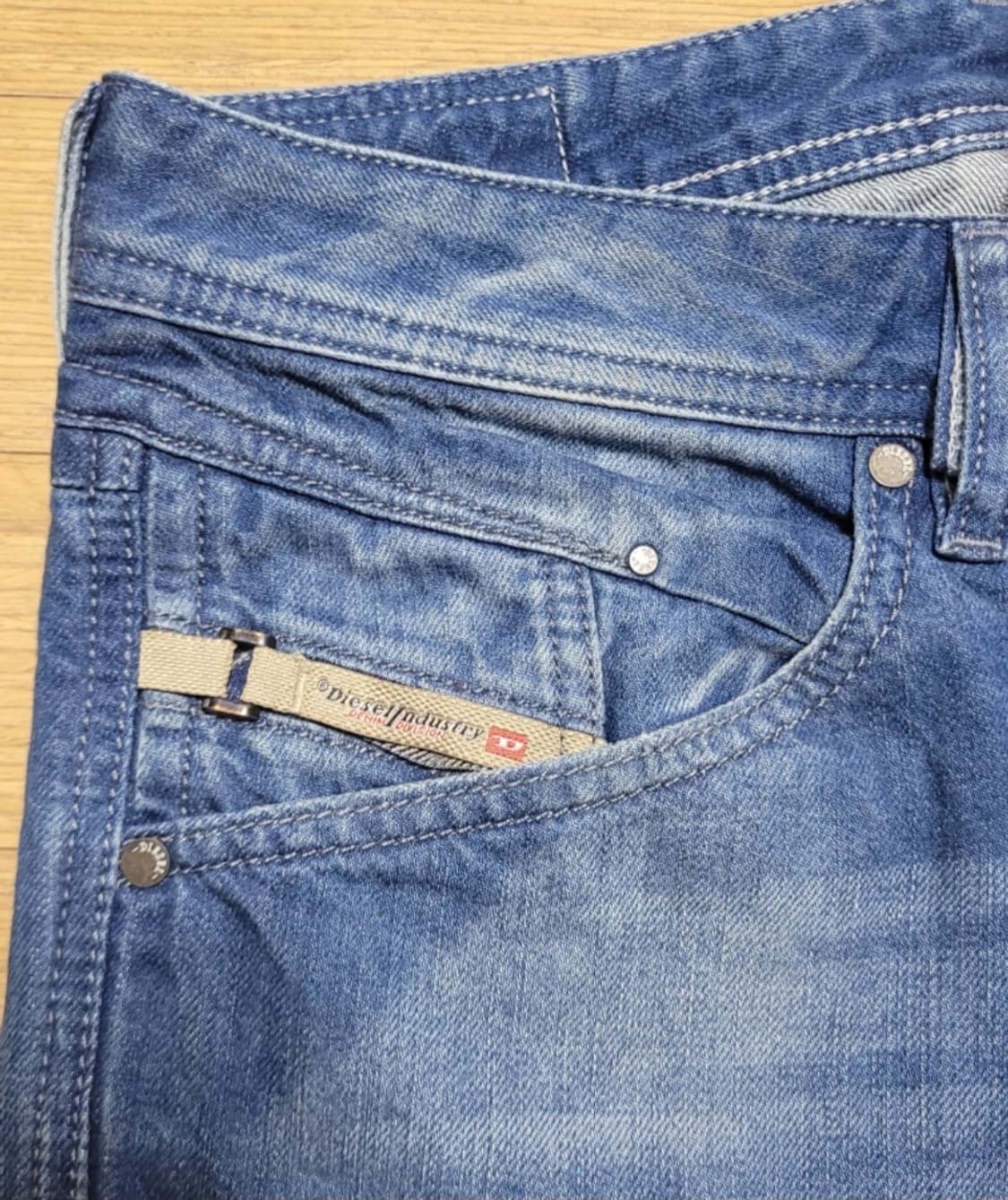 디젤 워싱 진청 바지
 상품이미지3