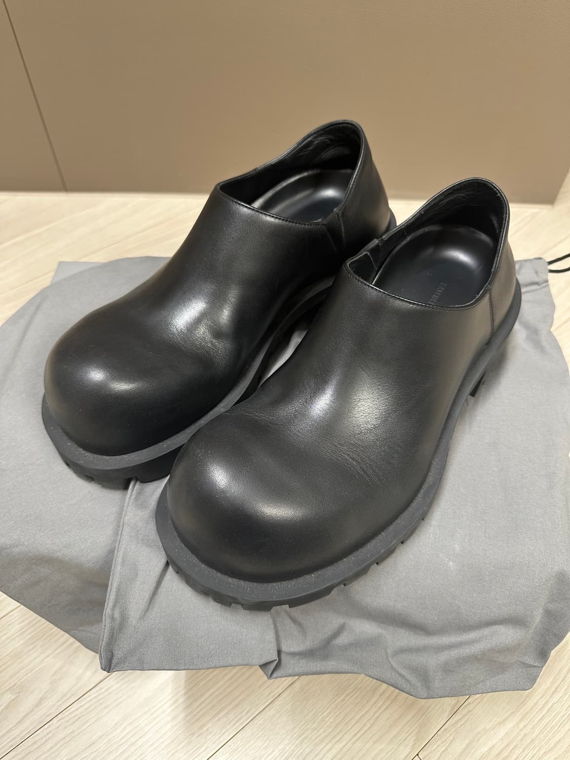 발렌시아가 허머 더비 42 상품이미지4