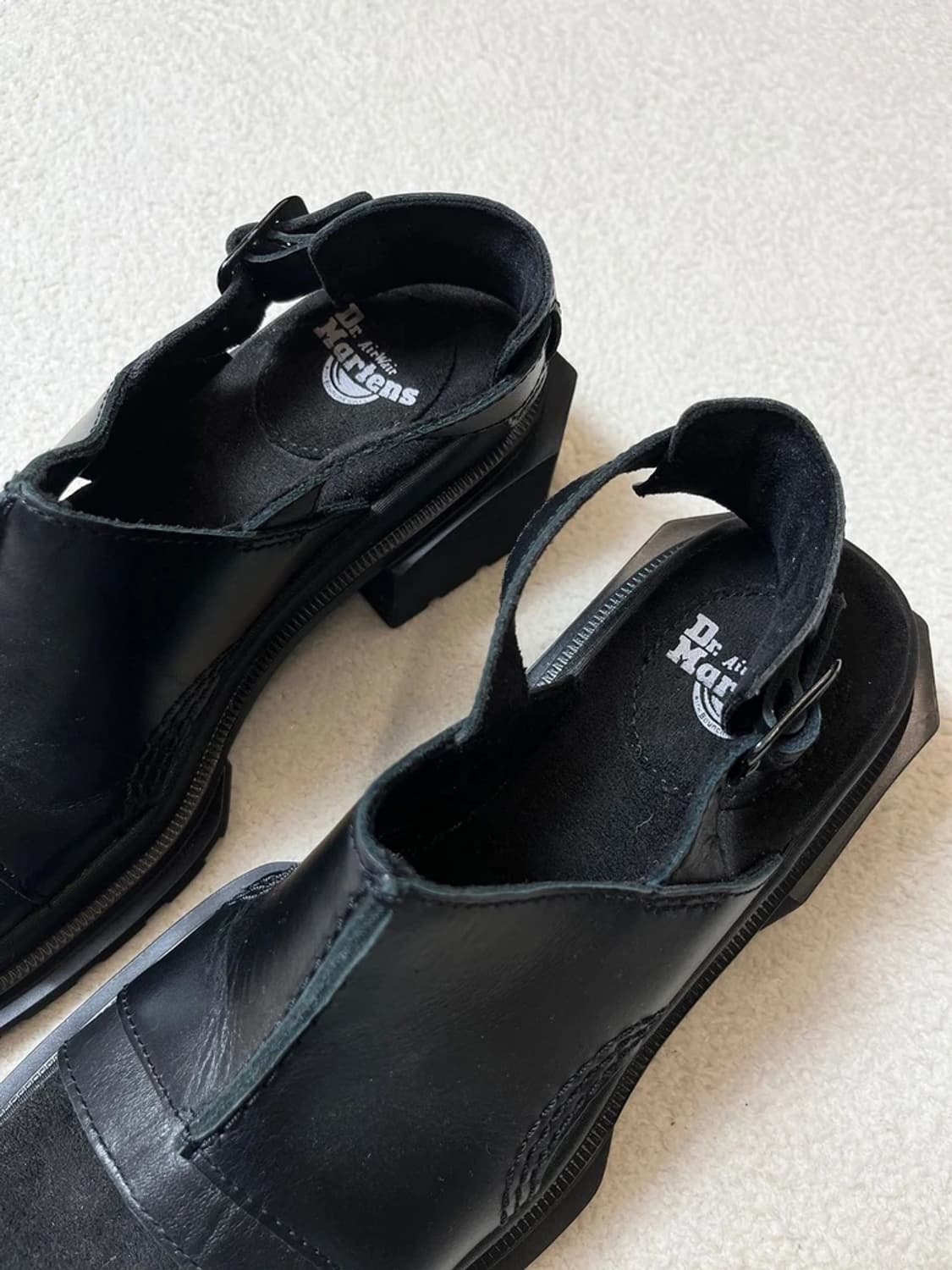 닥터마틴 메이볼 오픈 토 샌들 Q1306 상품이미지3