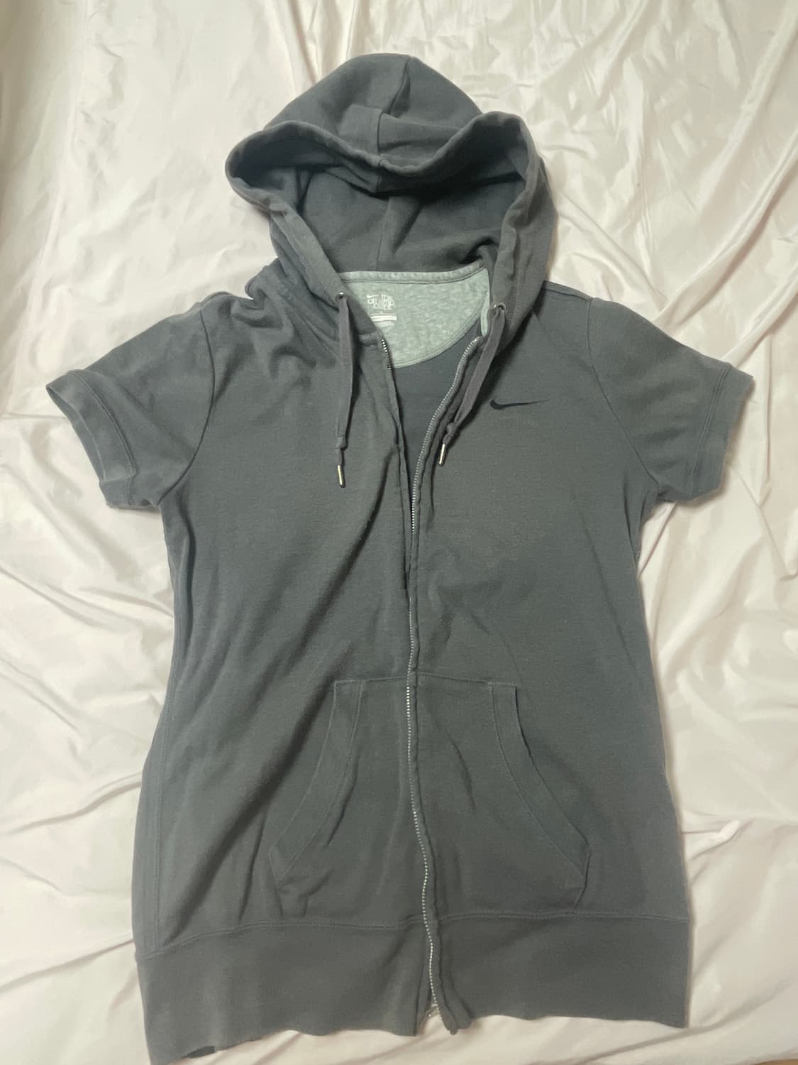 나이키 슬림핏 풀집랩 반팔후드집업 상품이미지1