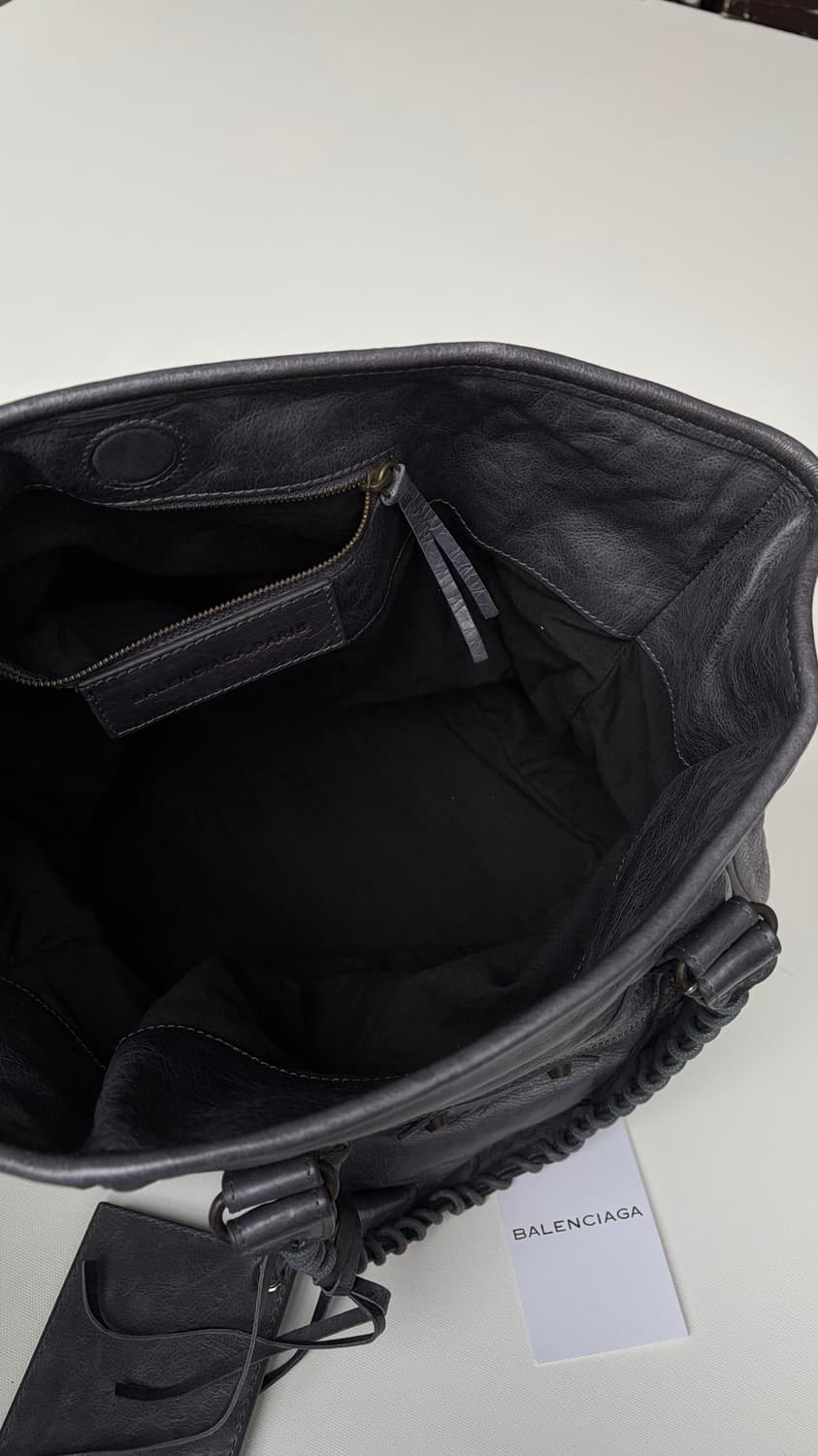 발렌시아가 모터백 썬데이 씨티백 상품이미지9