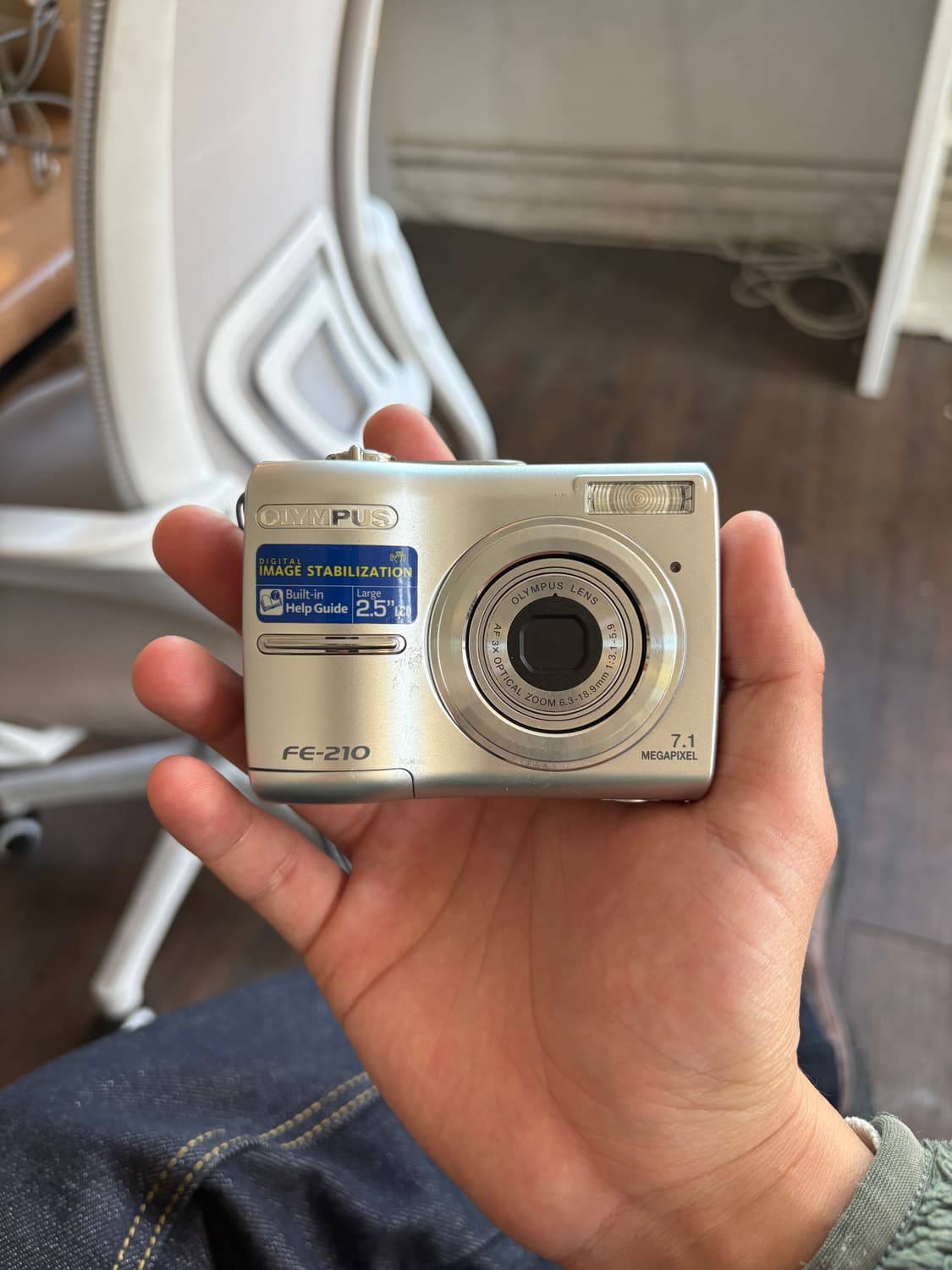 올림푸스 fe210 디지털카메라 상품이미지1