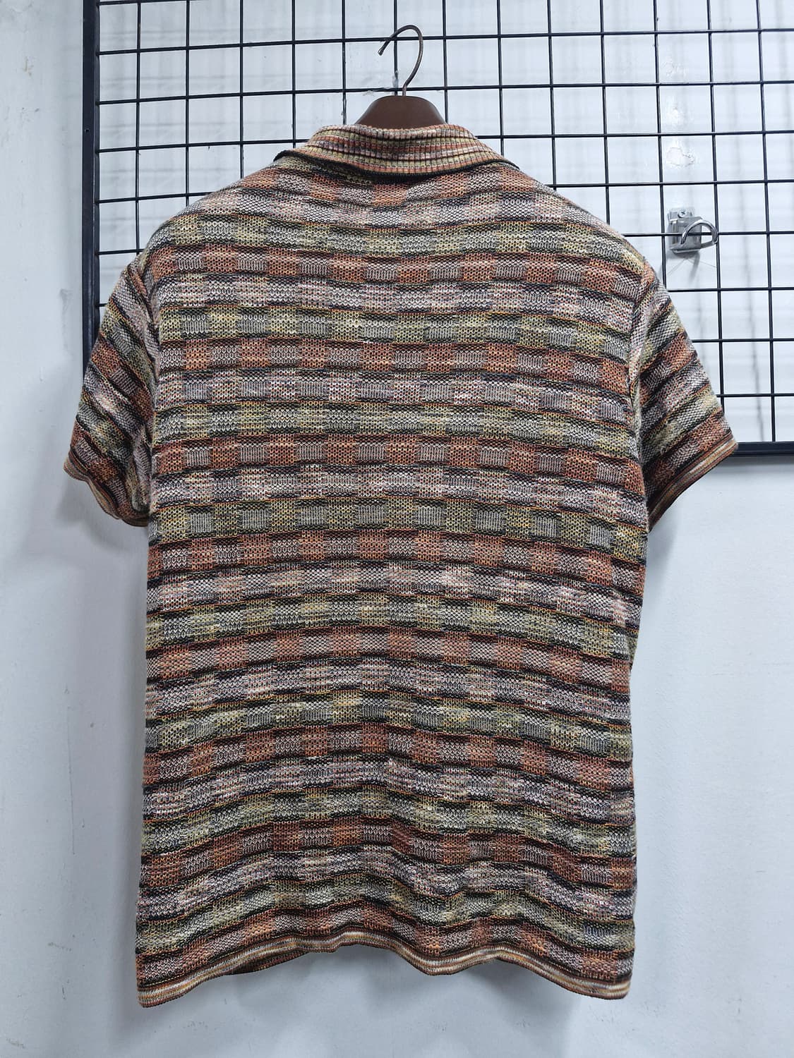 95M 미쏘니 스포츠 빈티지 반팔 카라 니트. 상품이미지5