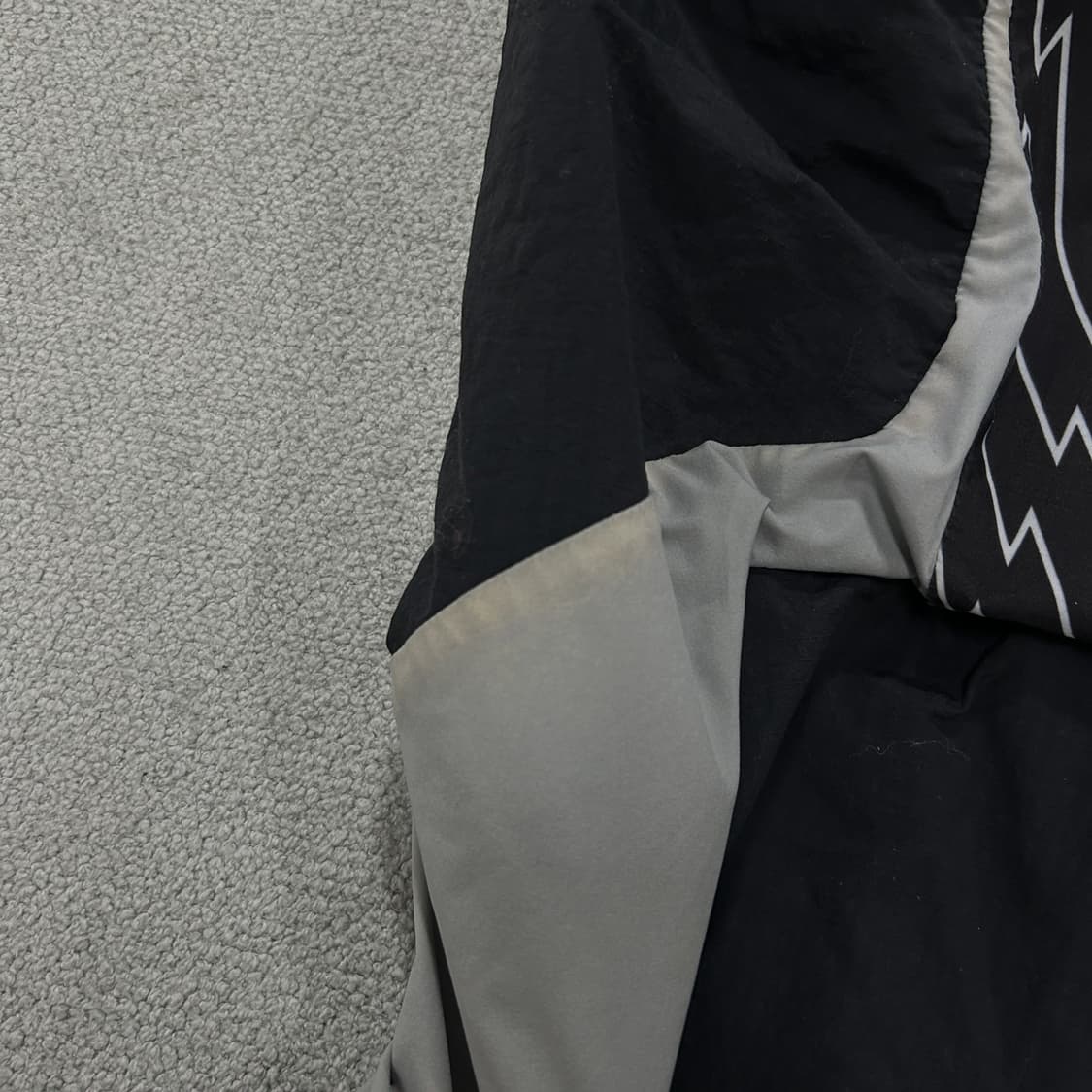 스파이더 블랙 번개 패턴 바람막이 L 상품이미지4