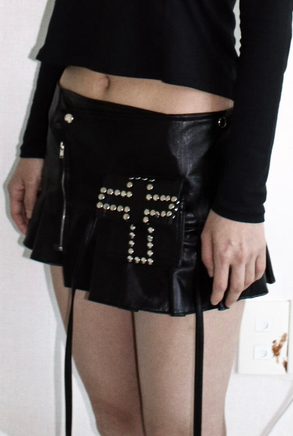  Taae Pleated Wrap Skirt 001 black 상품이미지2