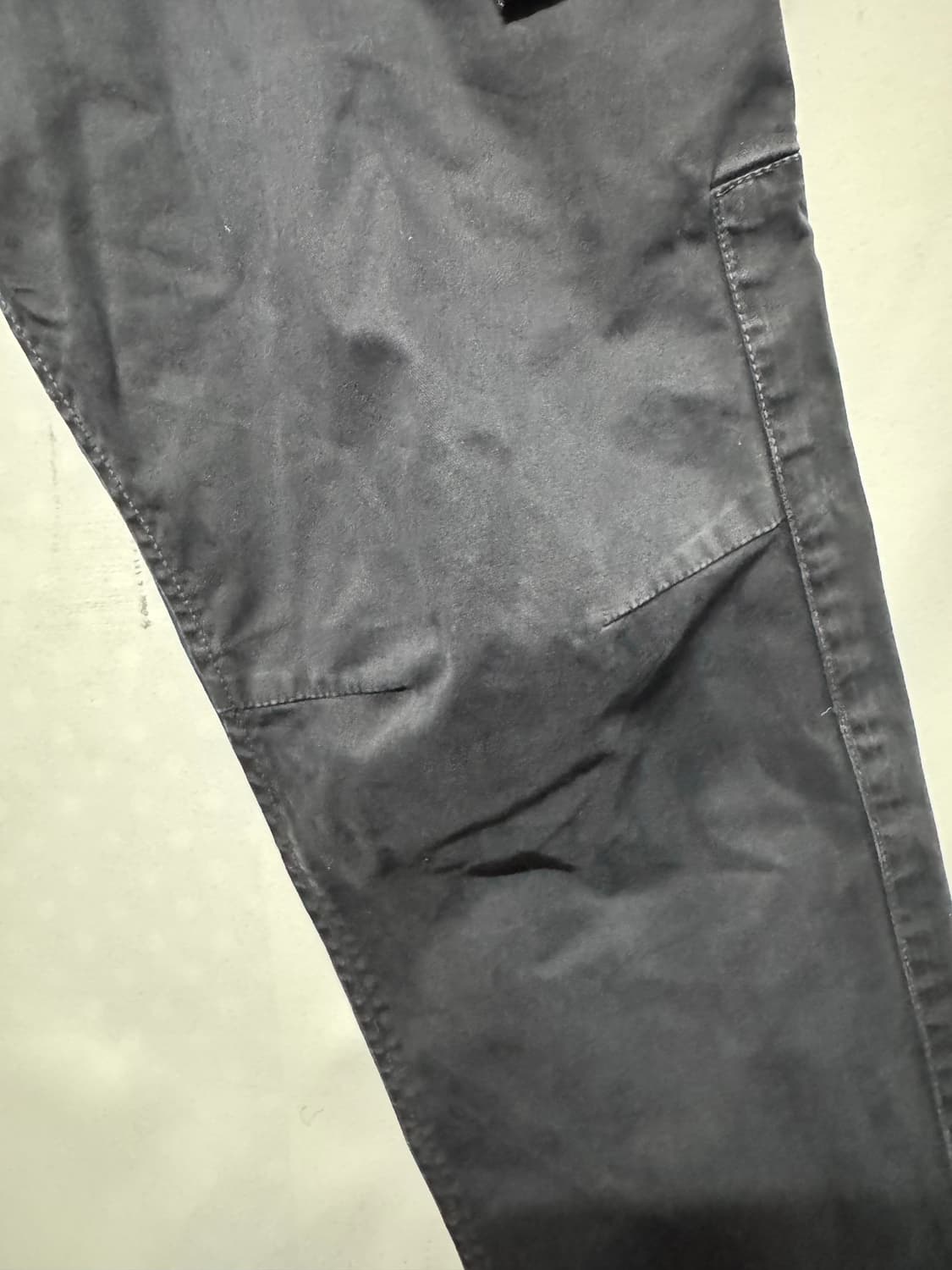 32 스톤아일랜드 스키니핏 카고 팬츠 상품이미지4