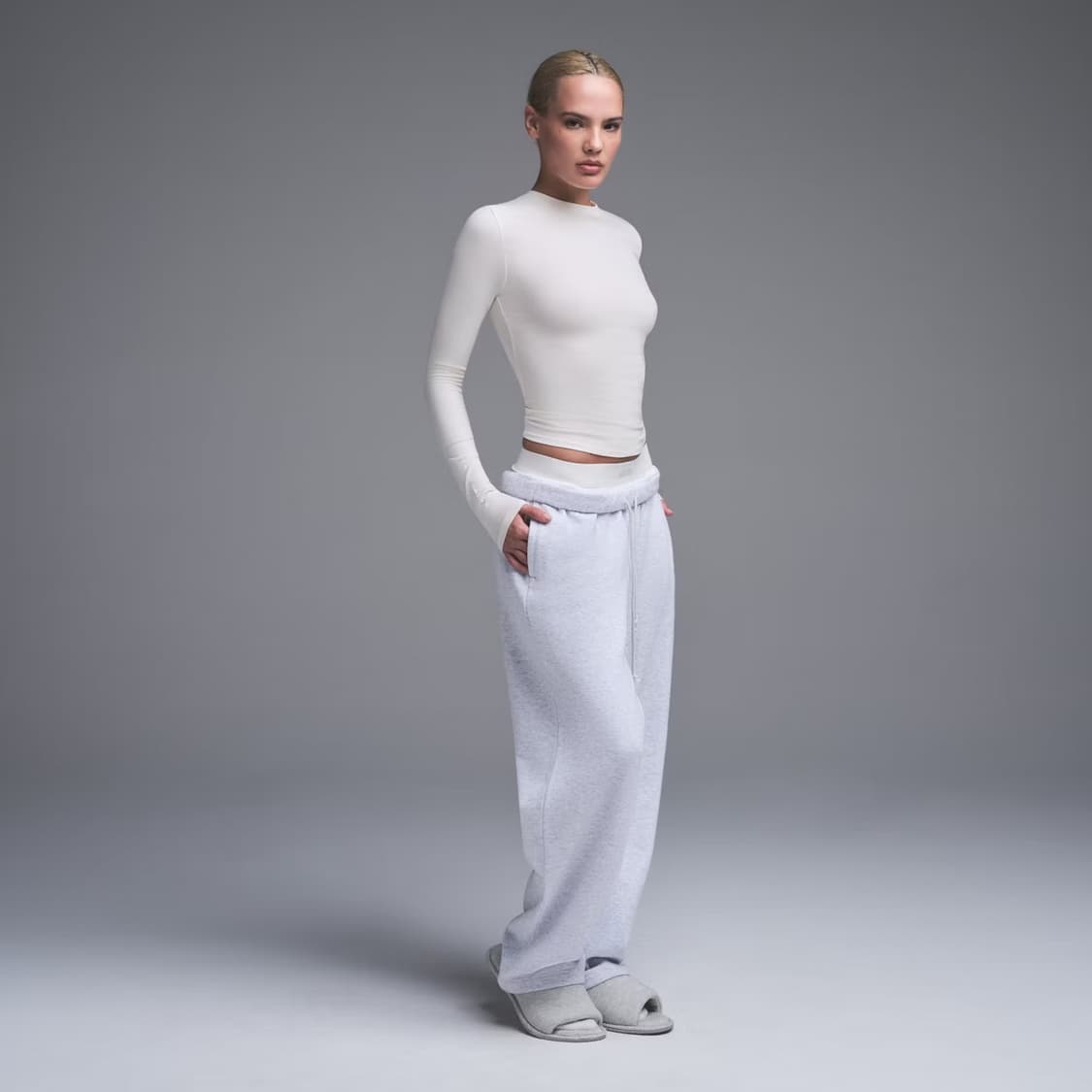 스킴스 코튼 롱 슬리브 티 상품이미지1