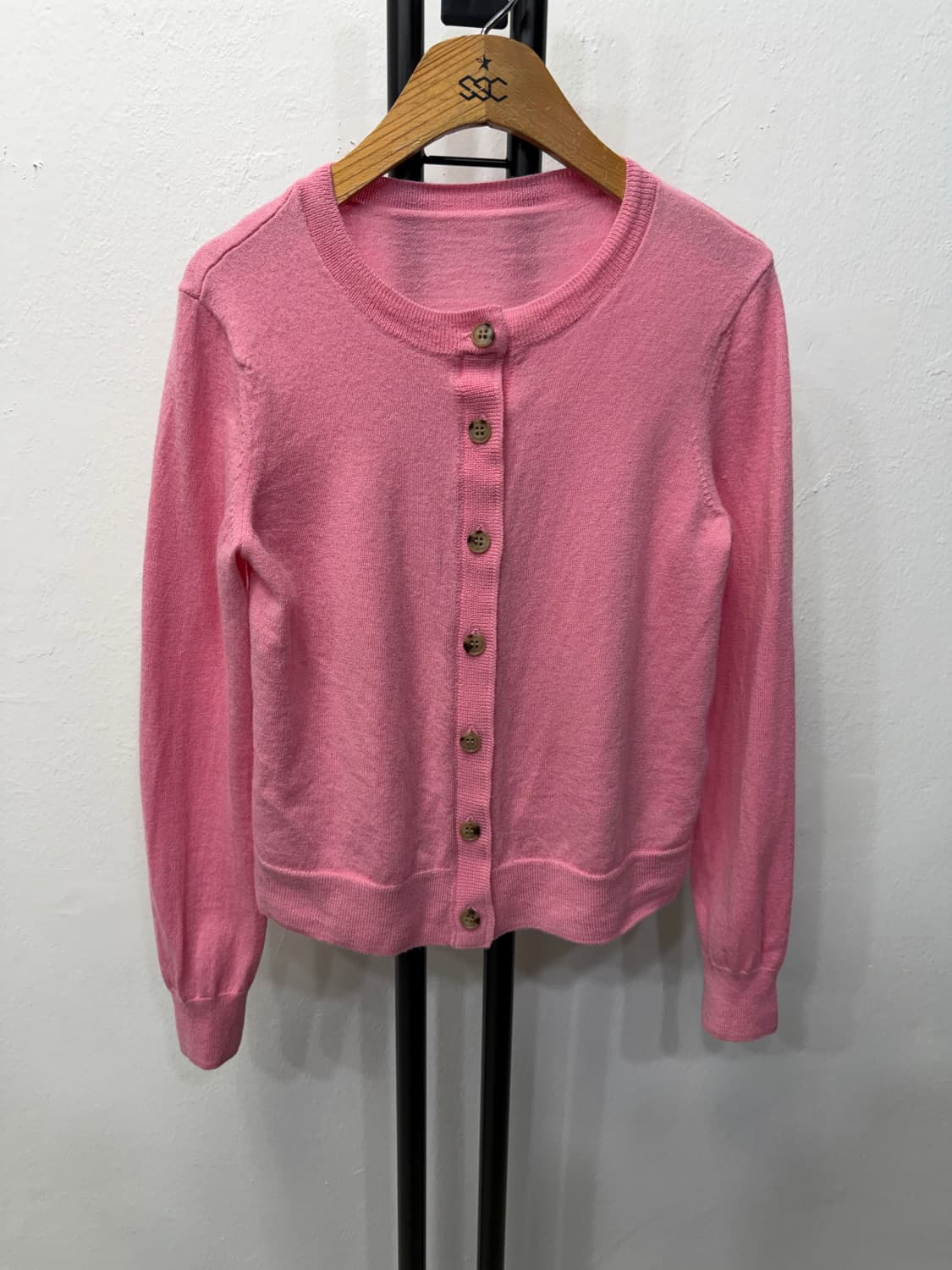 매장판정품) APC 아페쎄 여성 가디건 S 상품이미지1