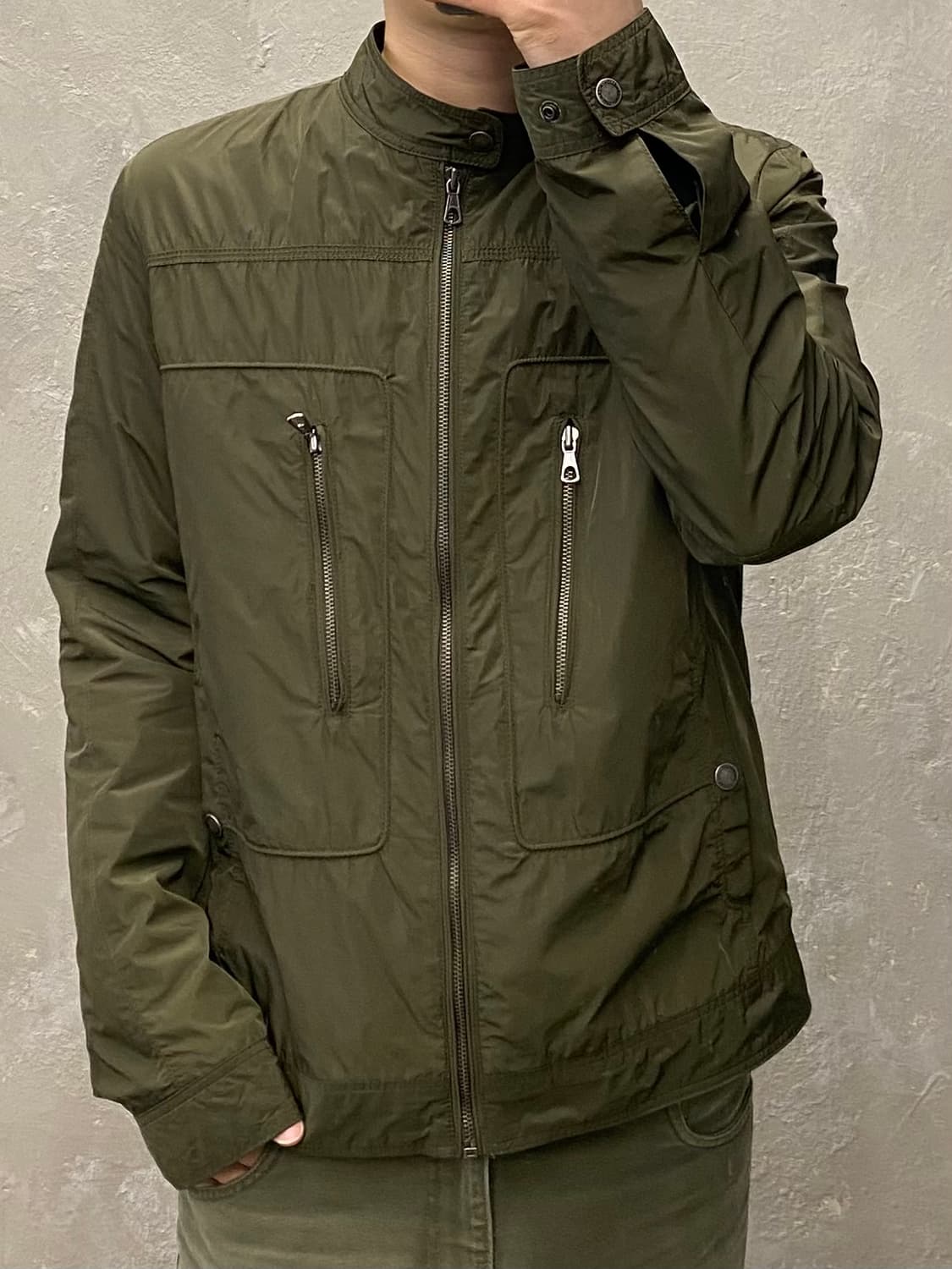 [105] INTERMEZZO 인터메조 카키 폴리쉘 집업 자켓 상품이미지10