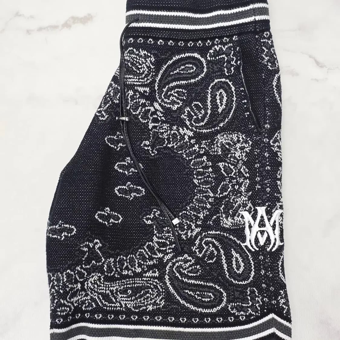 정품 Amiri 아미리 반다나 니트 반바지 M 상품이미지6