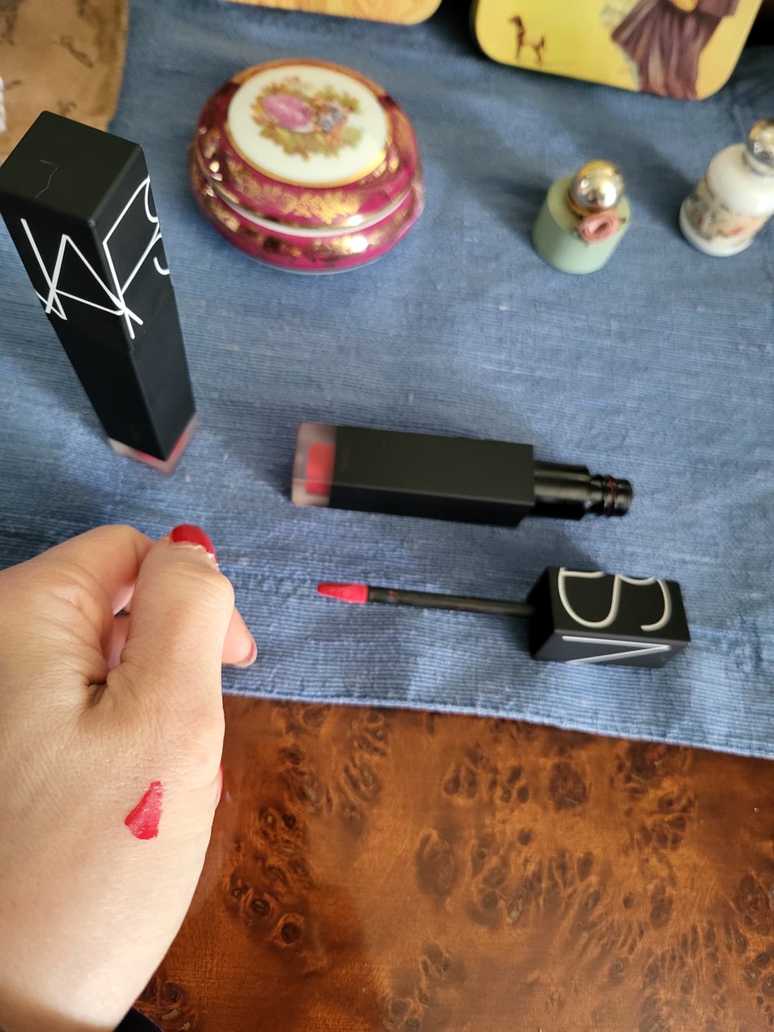 새상 나스 에어매트 gone  wild 건와일드 립틴트 상품이미지4