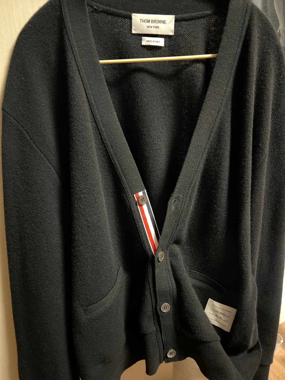 (정품) 톰브라운 트리밍 캐시미어 블랙 피케 가디건 4사이즈 상품이미지6