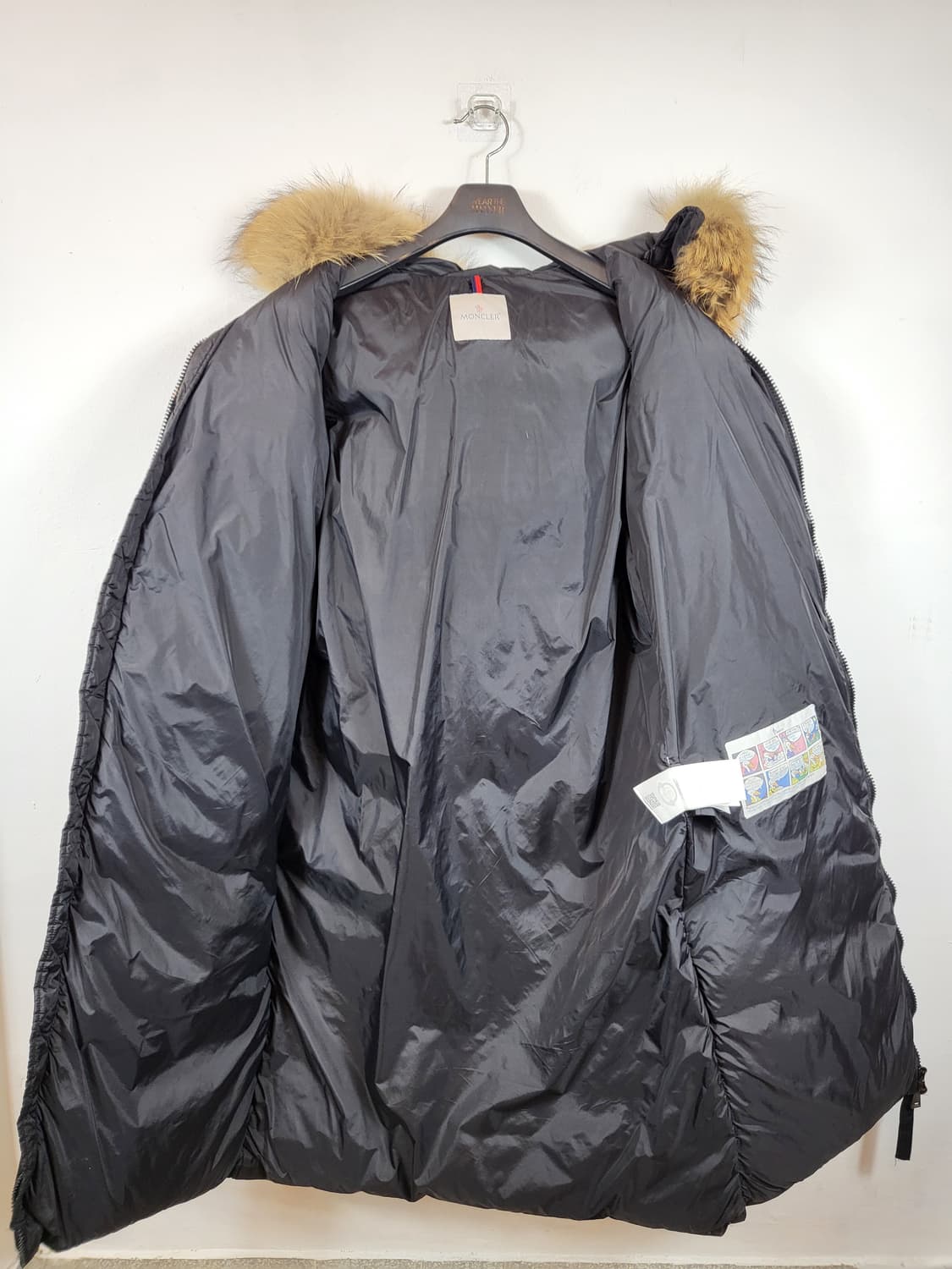 몽클레어 마리노니에르 후드롱패딩 블랙 4사이즈 95-100 M 상품이미지6