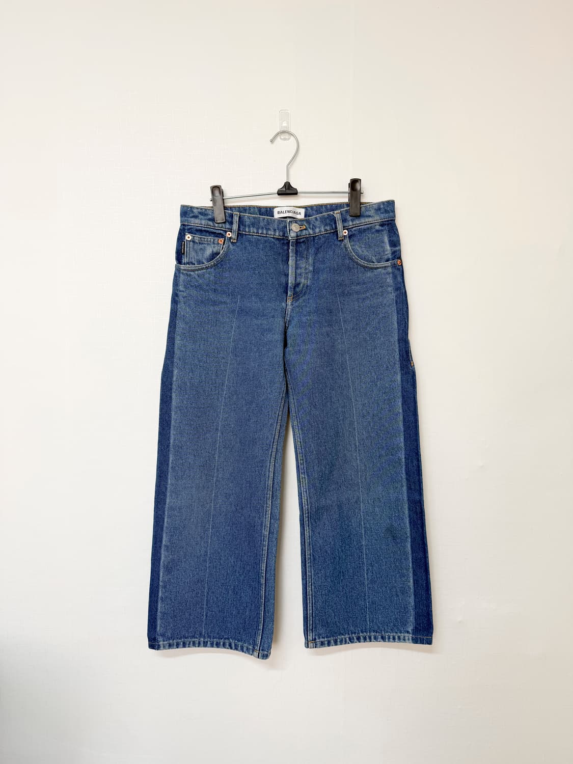 Balenciaga 발렌시아가 와이드 데님 팬츠 상품이미지1