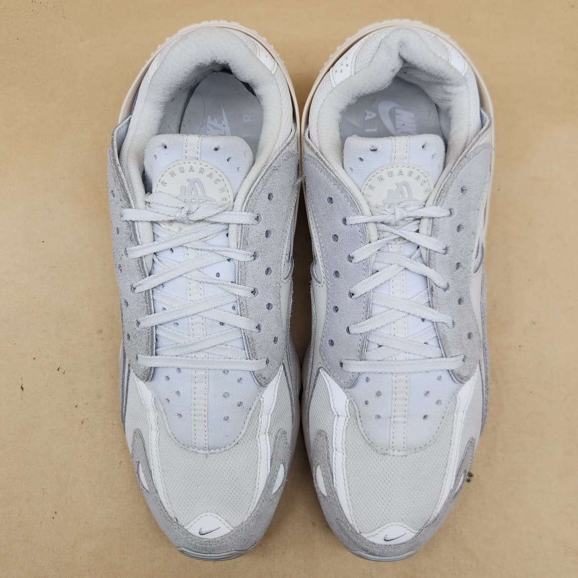 나이키 에어 허라취 남성운동화 실사이즈 275 상품이미지2