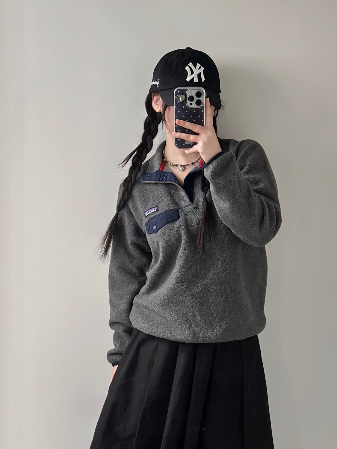 파타고니아 신칠라 그레이/네이비 스냅 플리스  상품이미지2