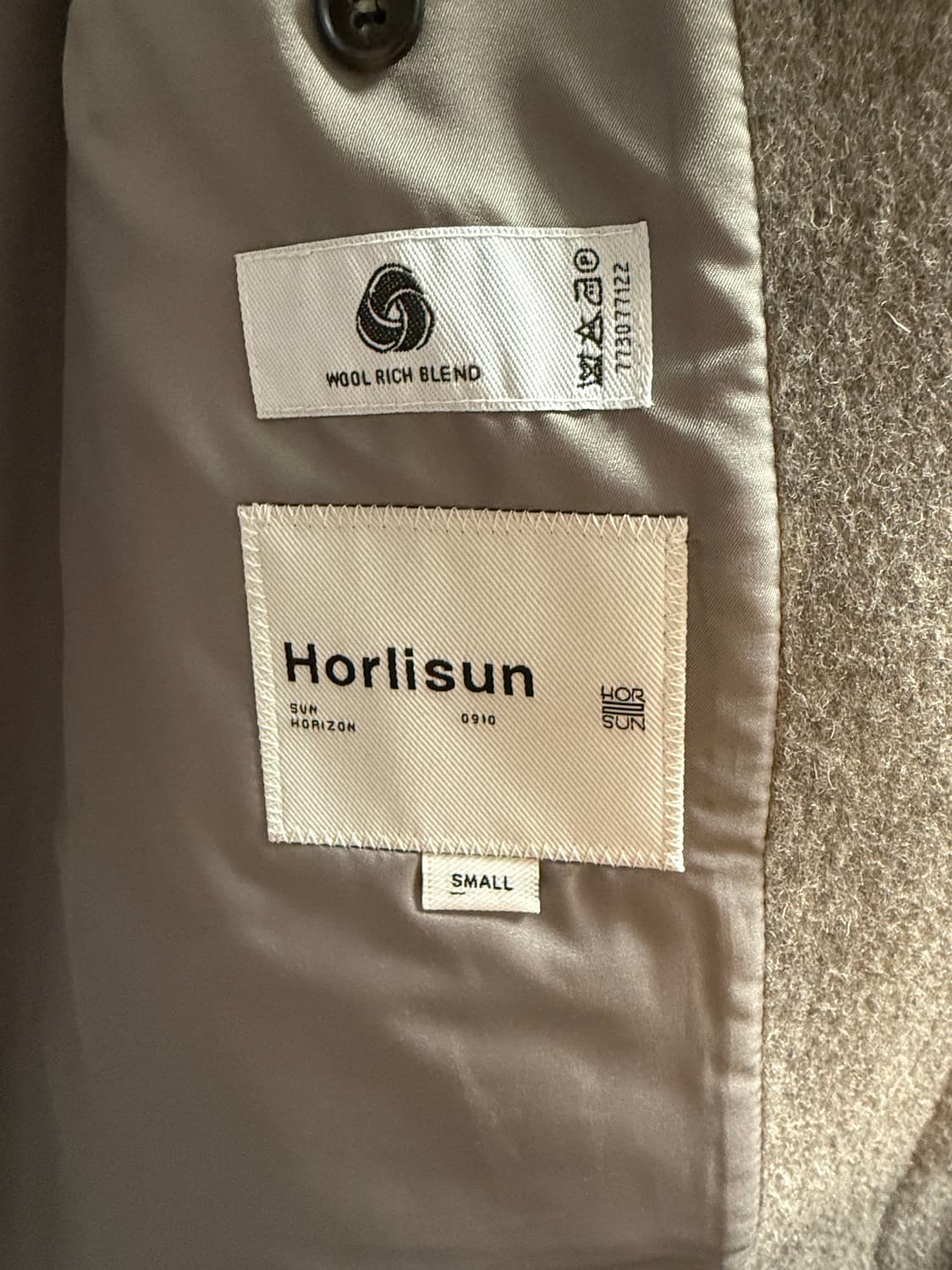 (새상품급) 홀리선 발마칸 코트 팝니다 상품이미지4