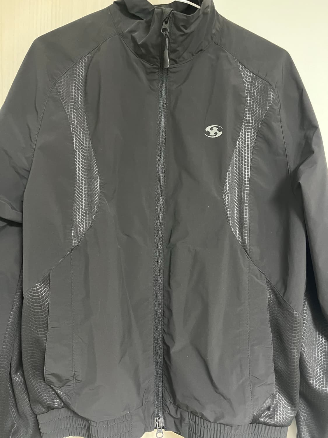 산산기어 트랙 자켓 블랙 25SS 상품이미지2