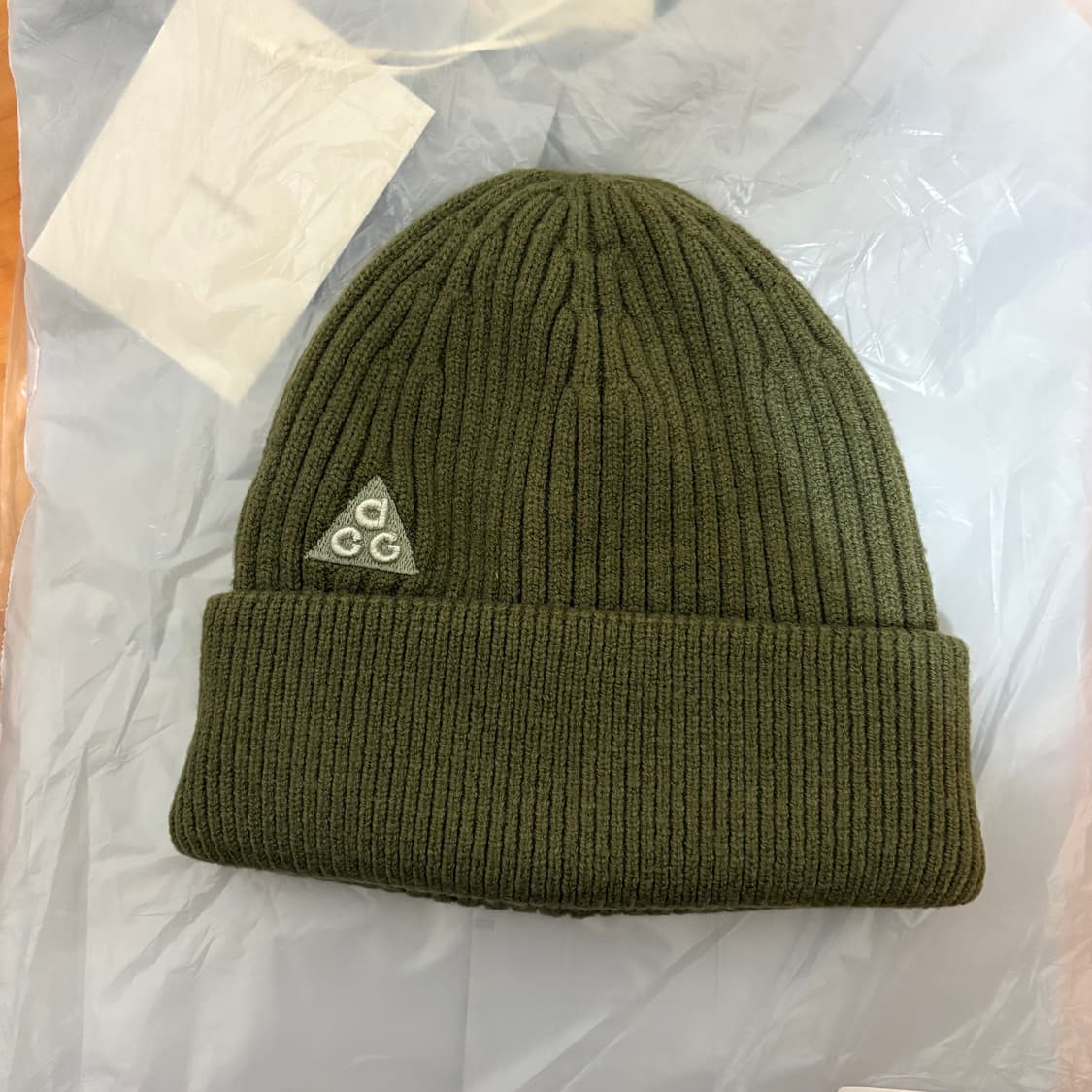 나이키 NRG ACG 커프드 비니 올리브 / 블랙 상품이미지3