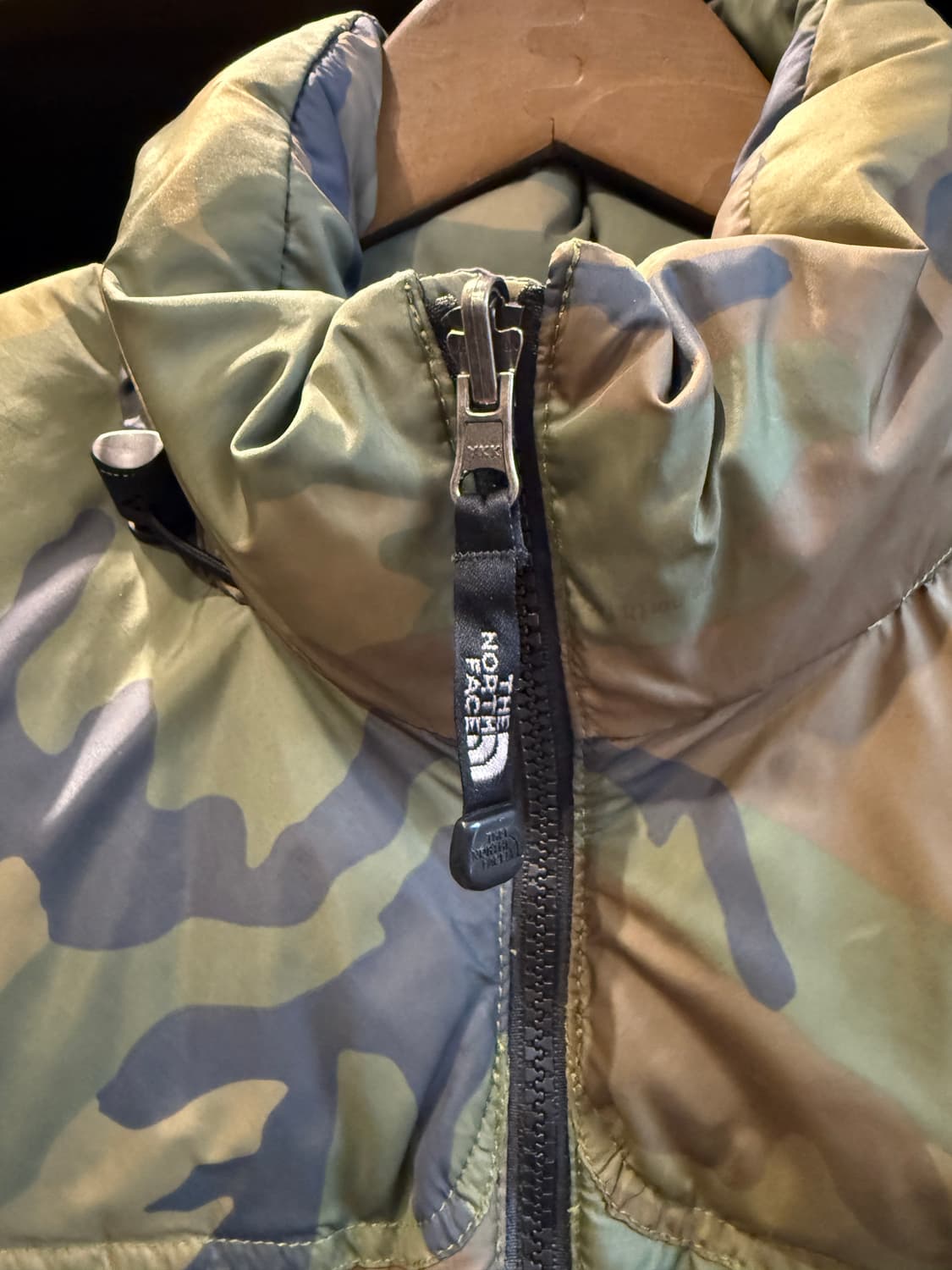 노스페이스 눕시 센터로고 카모 베스트 M(L) 상품이미지6