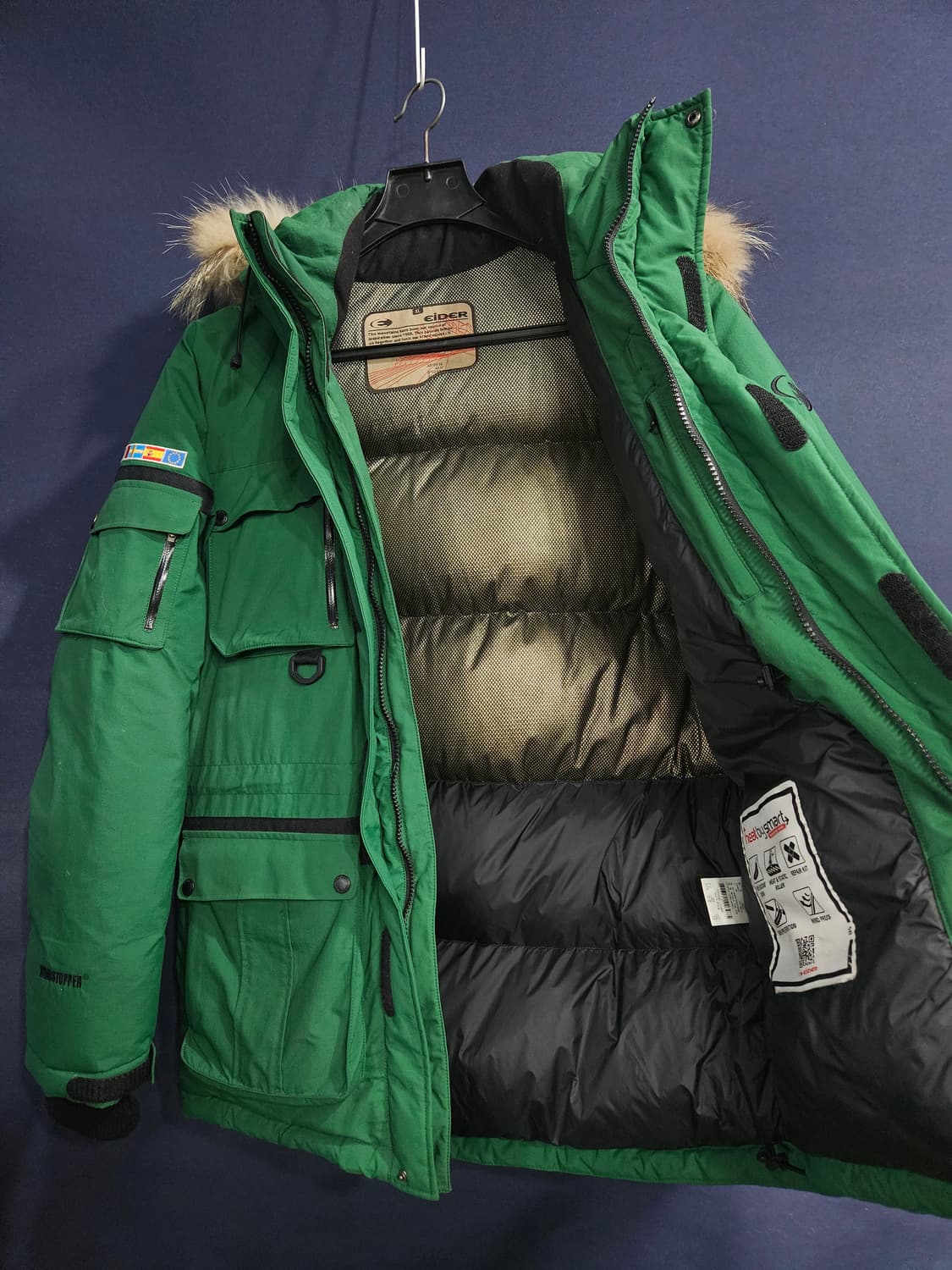 아이더 700필 윈드스토퍼 다크그린 남성100~105구스다운 대장급패딩  상품이미지8