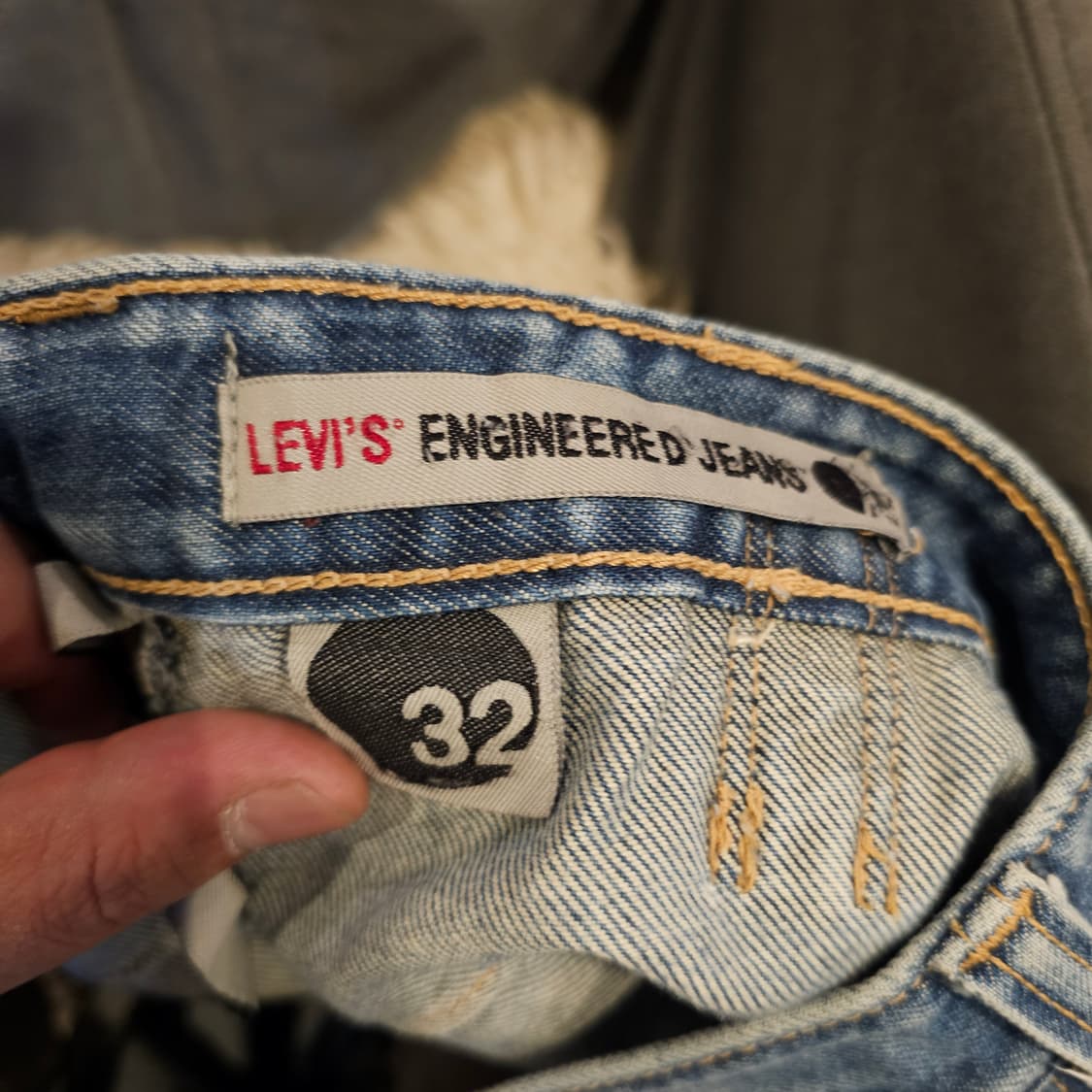 리바이스 엔지니어드 1세대 팬츠 상품이미지10