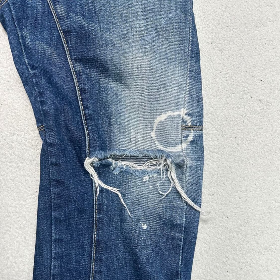 디스퀘어드2 페인팅 버튼플라이 데님팬츠 48 상품이미지6