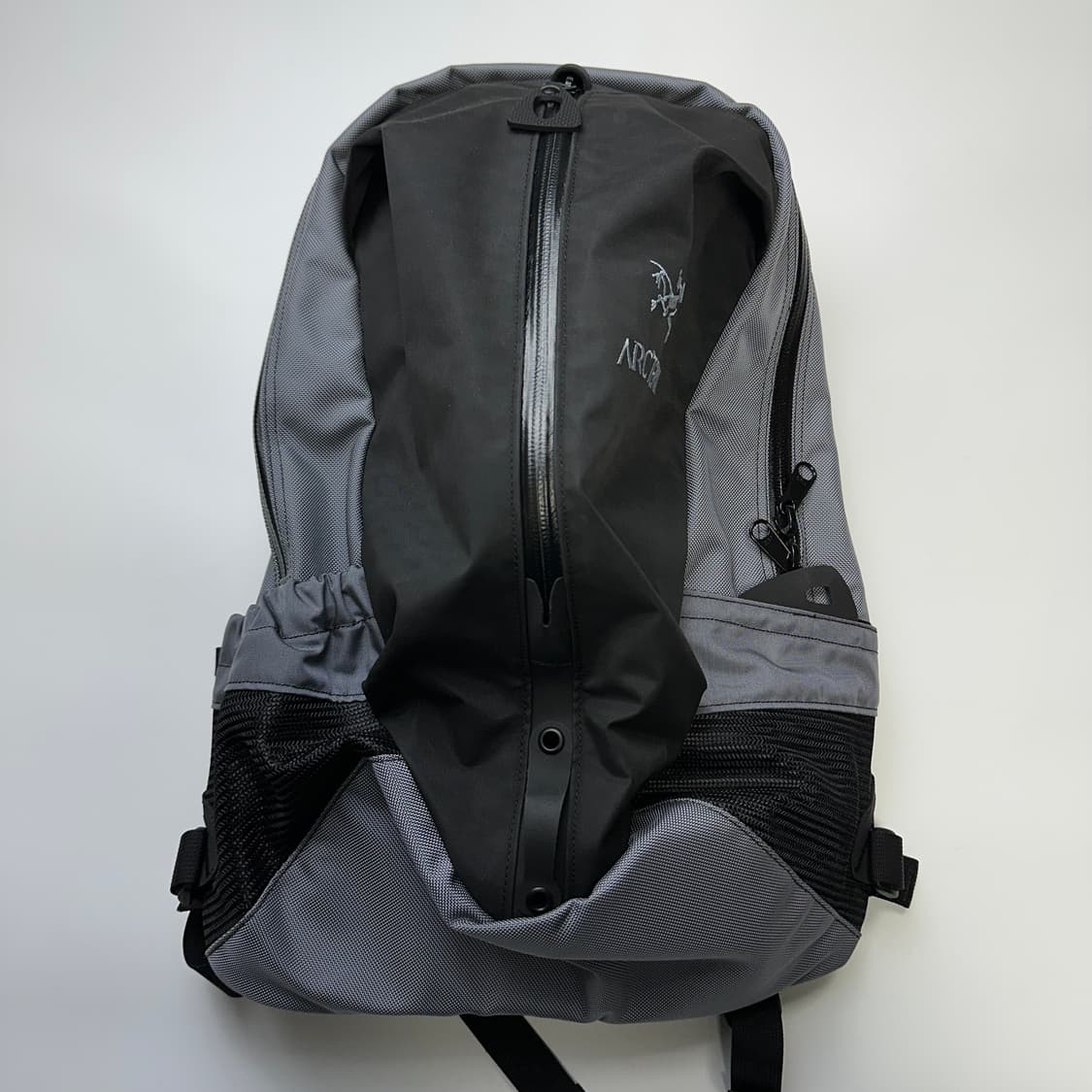 ARC'TERYX x BEAMS 아크테릭스 빔즈 아로 16 백팩 상품이미지1