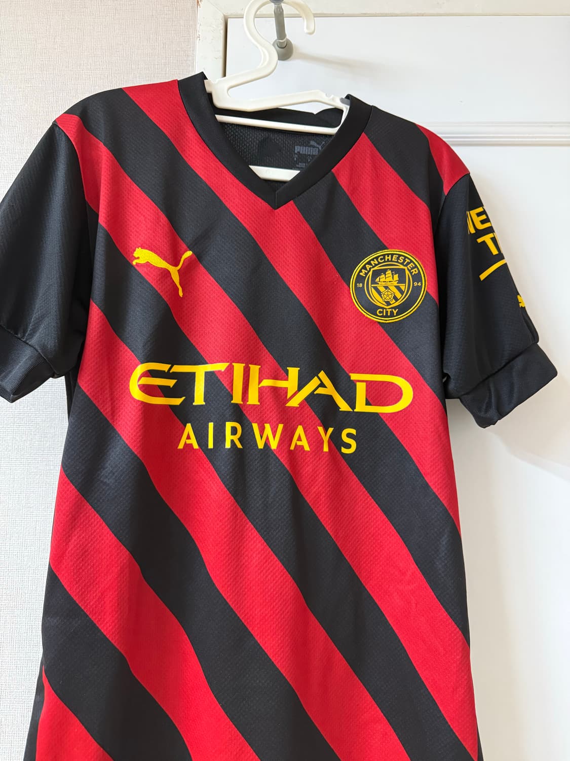 22/23 맨시티 어웨이 킷 상품이미지2