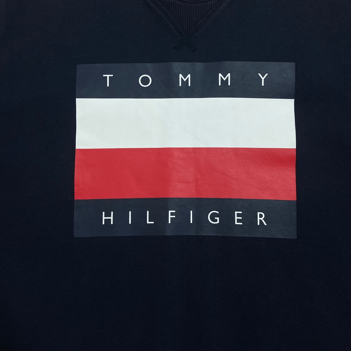 타미힐피거 빅로고 네이비 맨투맨 상품이미지2