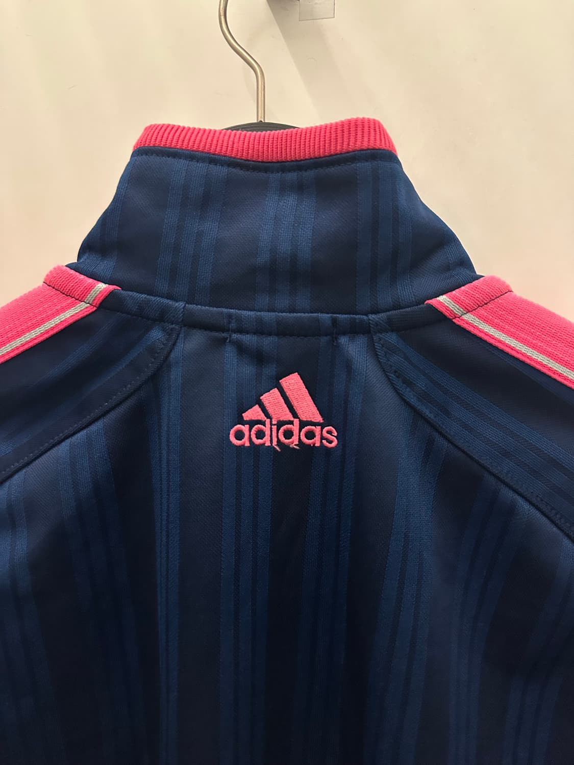 ADIDAS 아디다스 리메이크 2-WAY 크롭져지 상품이미지5