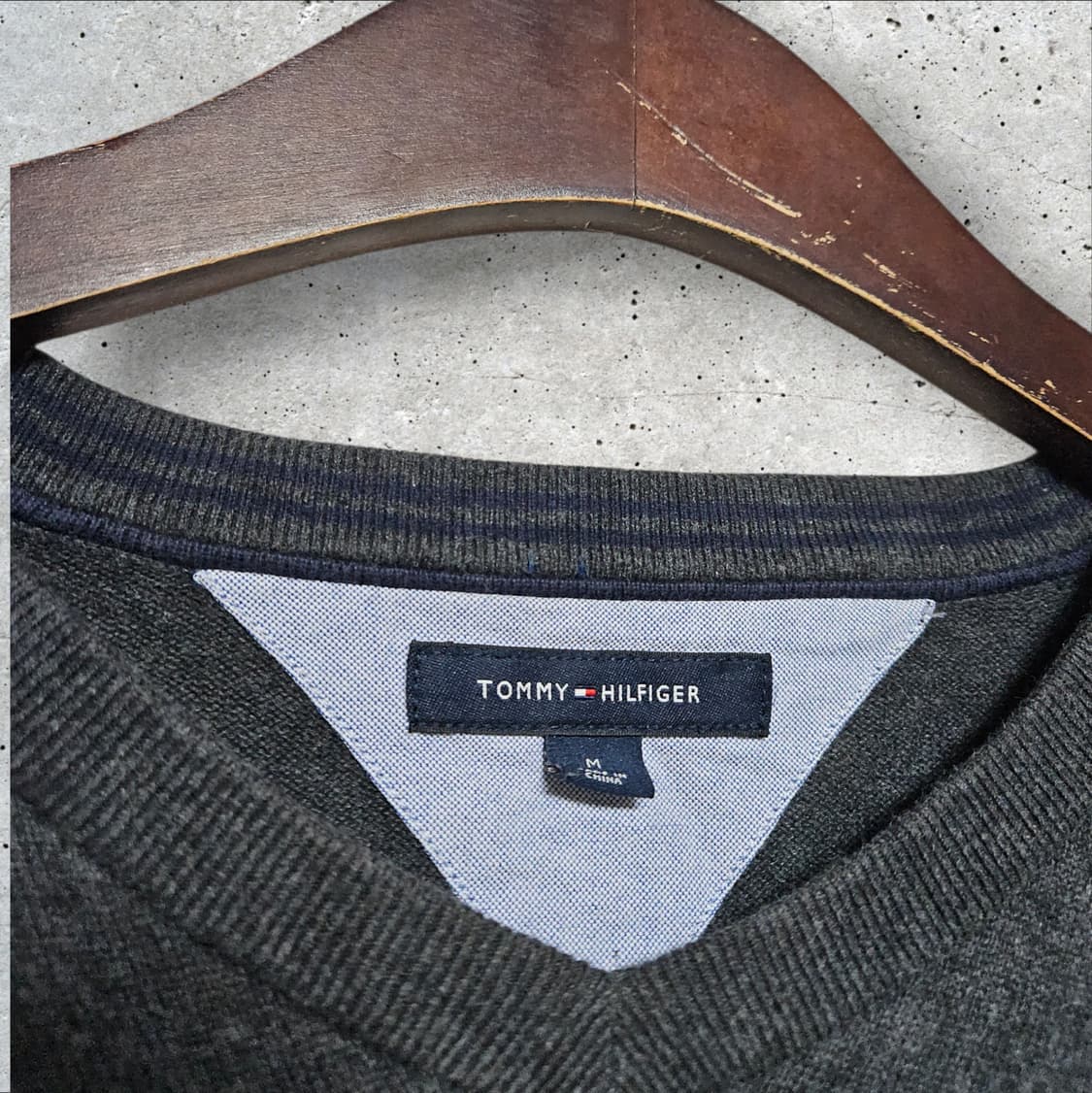 타미힐피거 니트 차콜 (95/M) 상품이미지3