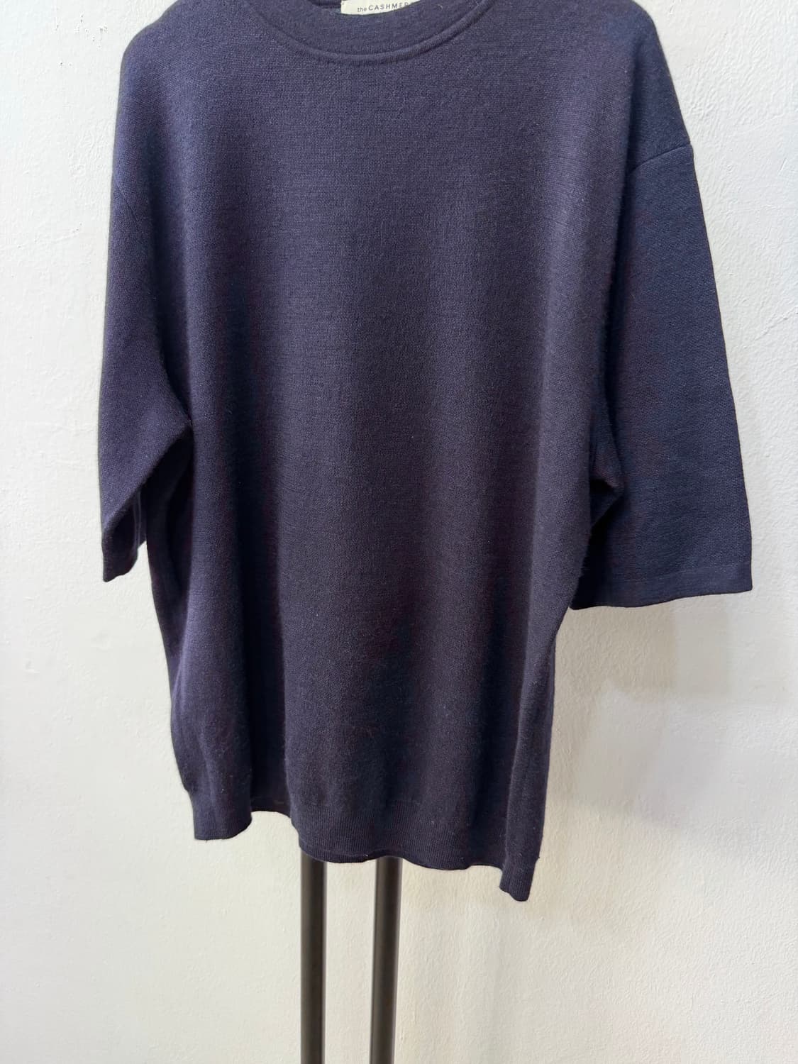 정품) 더캐시미어 한섬 루즈핏 네이비 캐시미어 니트 90 F 상품이미지3