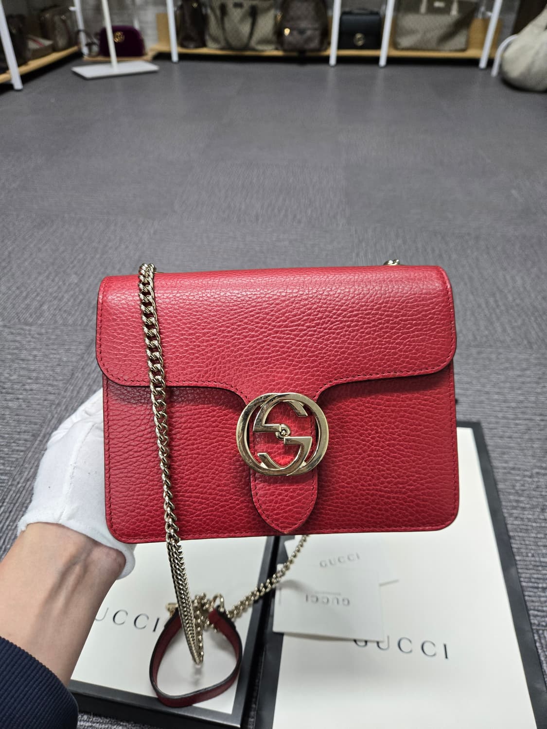 [특가][정품] 구찌 인터로킹 레드 숄더백 상품이미지2