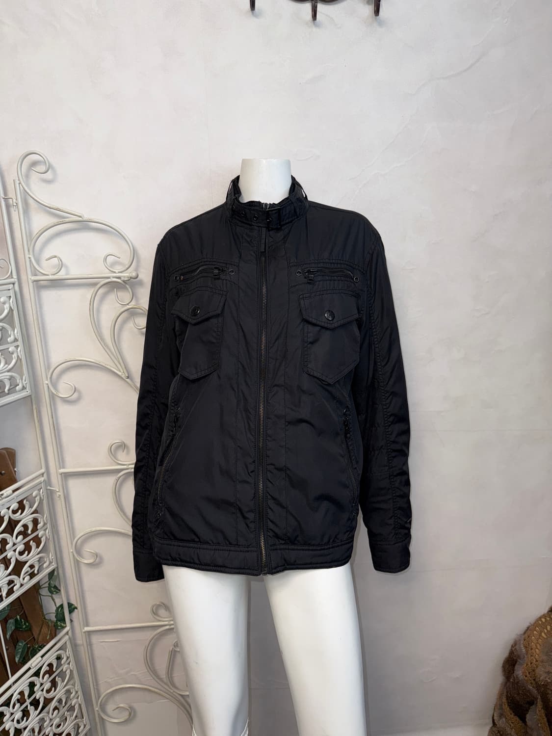 Levi’s black y2k buckled padded jacket 상품이미지5