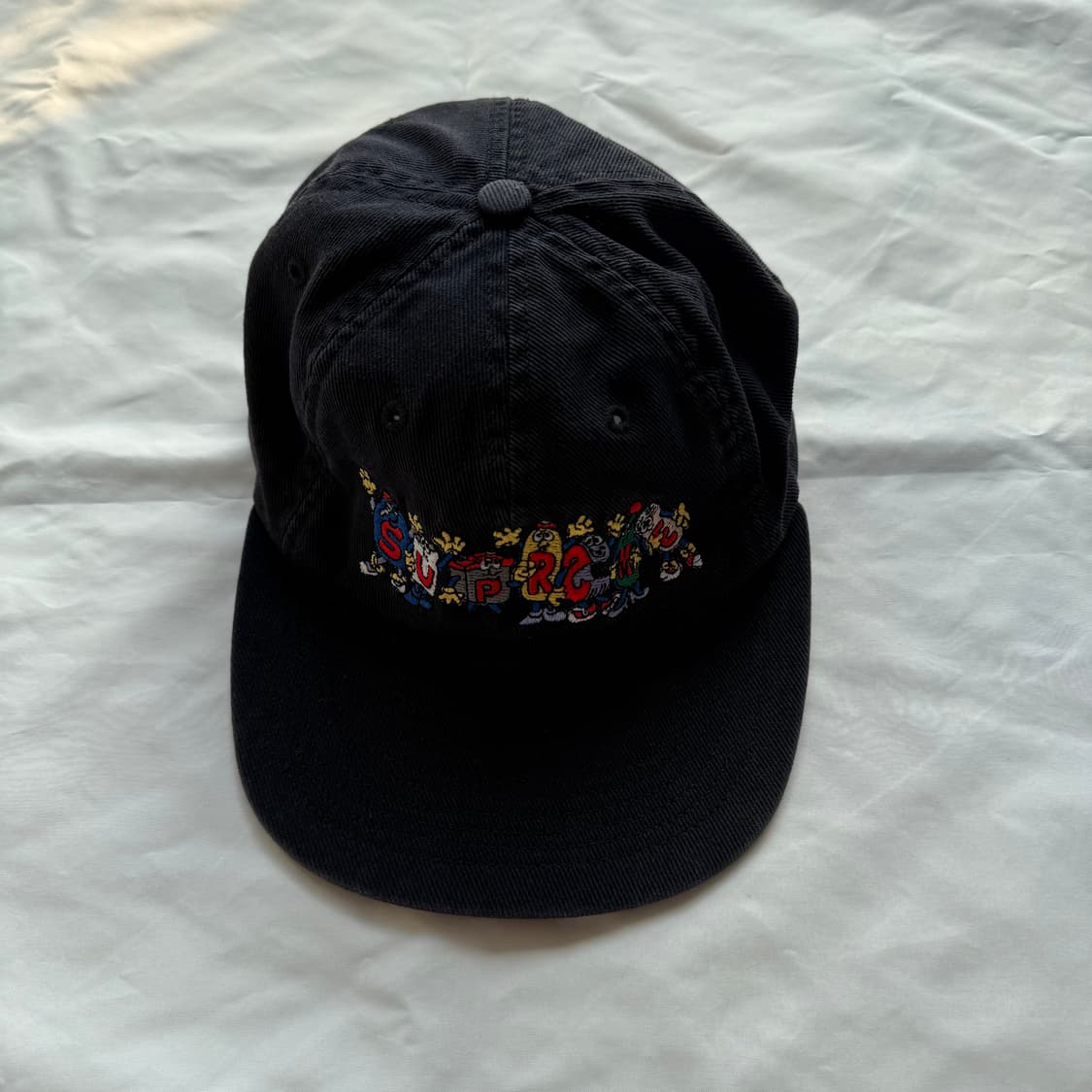 슈프림 프렌즈 6패널 캡 블랙 상품이미지2
