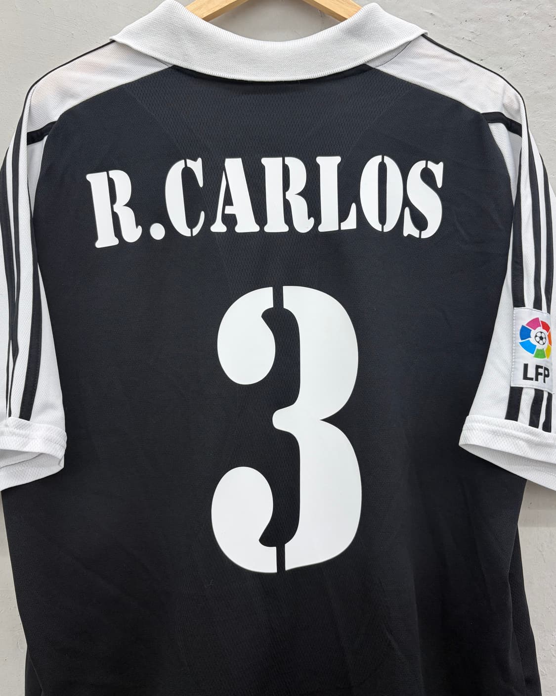 아디다스 01-02 레알 마드리드 어웨이 리그킷 호베르투 카를루스 상품이미지2