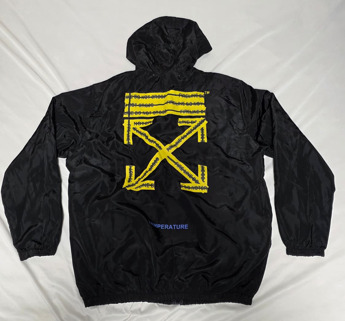 오프화이트 파이어 테이프 애로우 윈드쉴드 블랙 가단 63cm 상품이미지1