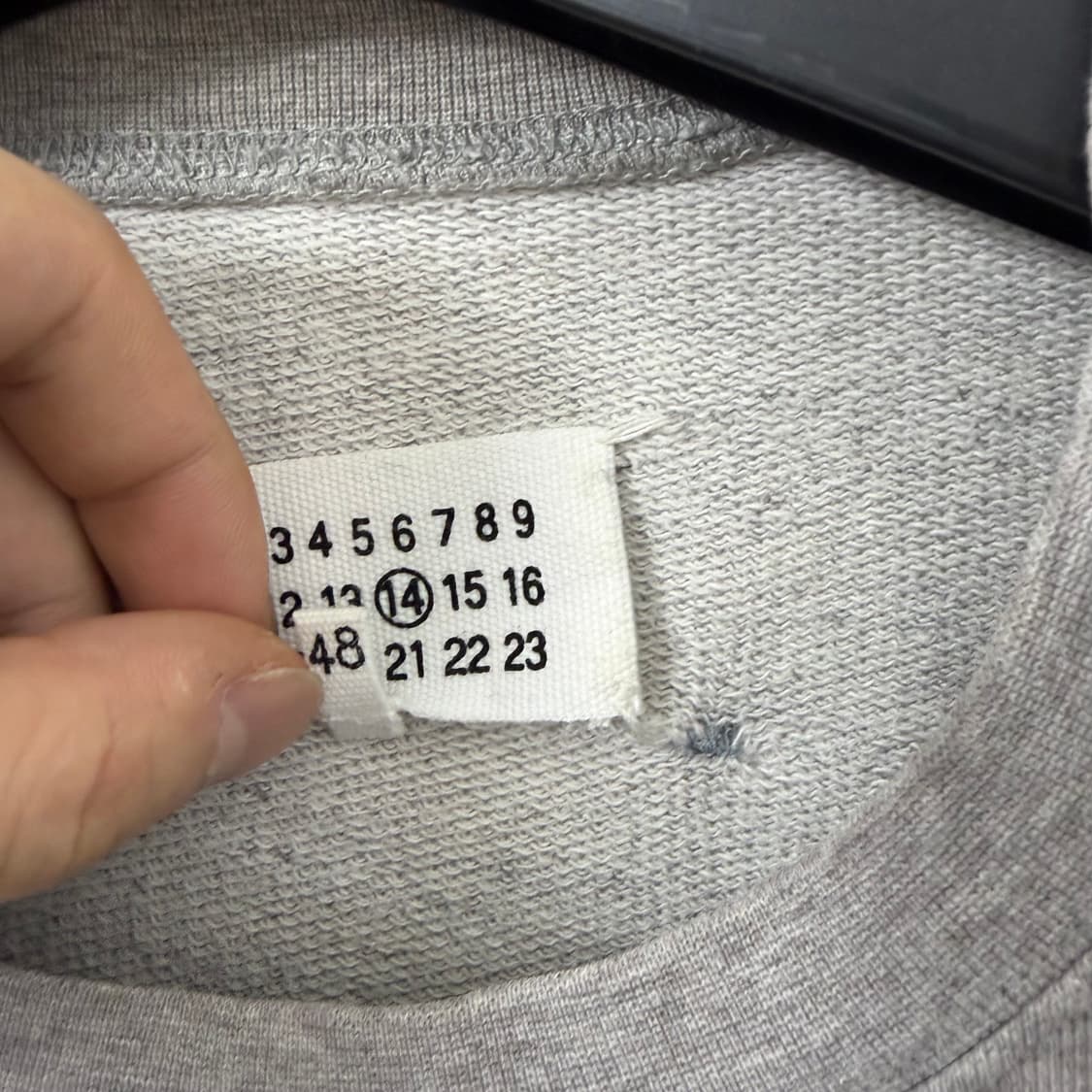 메종 마르지엘라 엘보 패치 맨투맨 상품이미지8