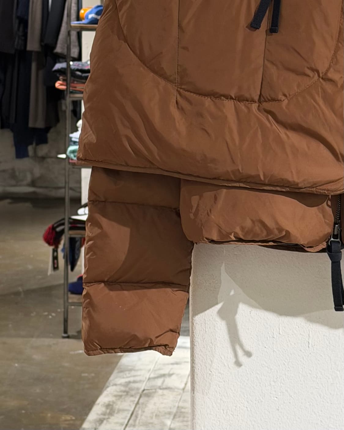 마르니 브라운 블랙 배색 윈터 컬렉션 2011 케이프 덕 다운 패딩 상품이미지5