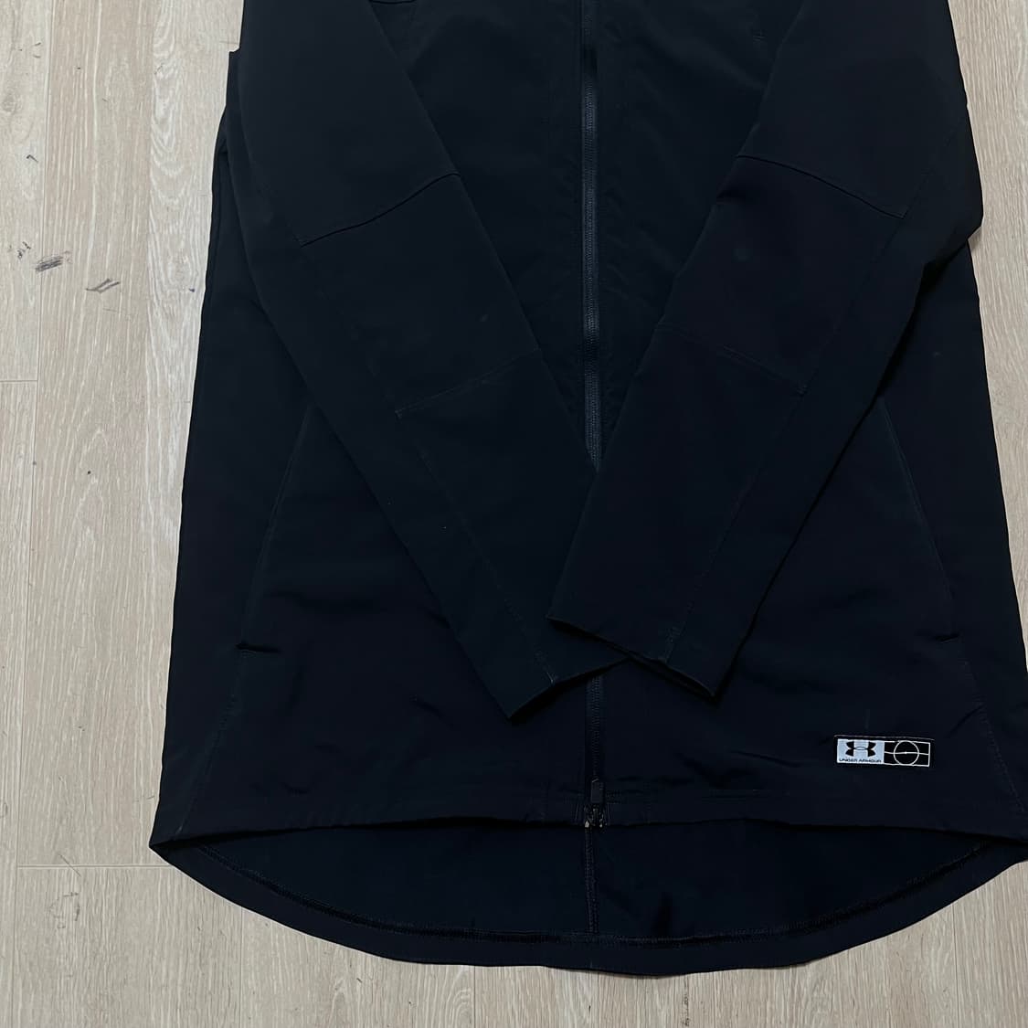 언더아머 여성 로고 후드 바람막이 자켓 L(100) 상품이미지3