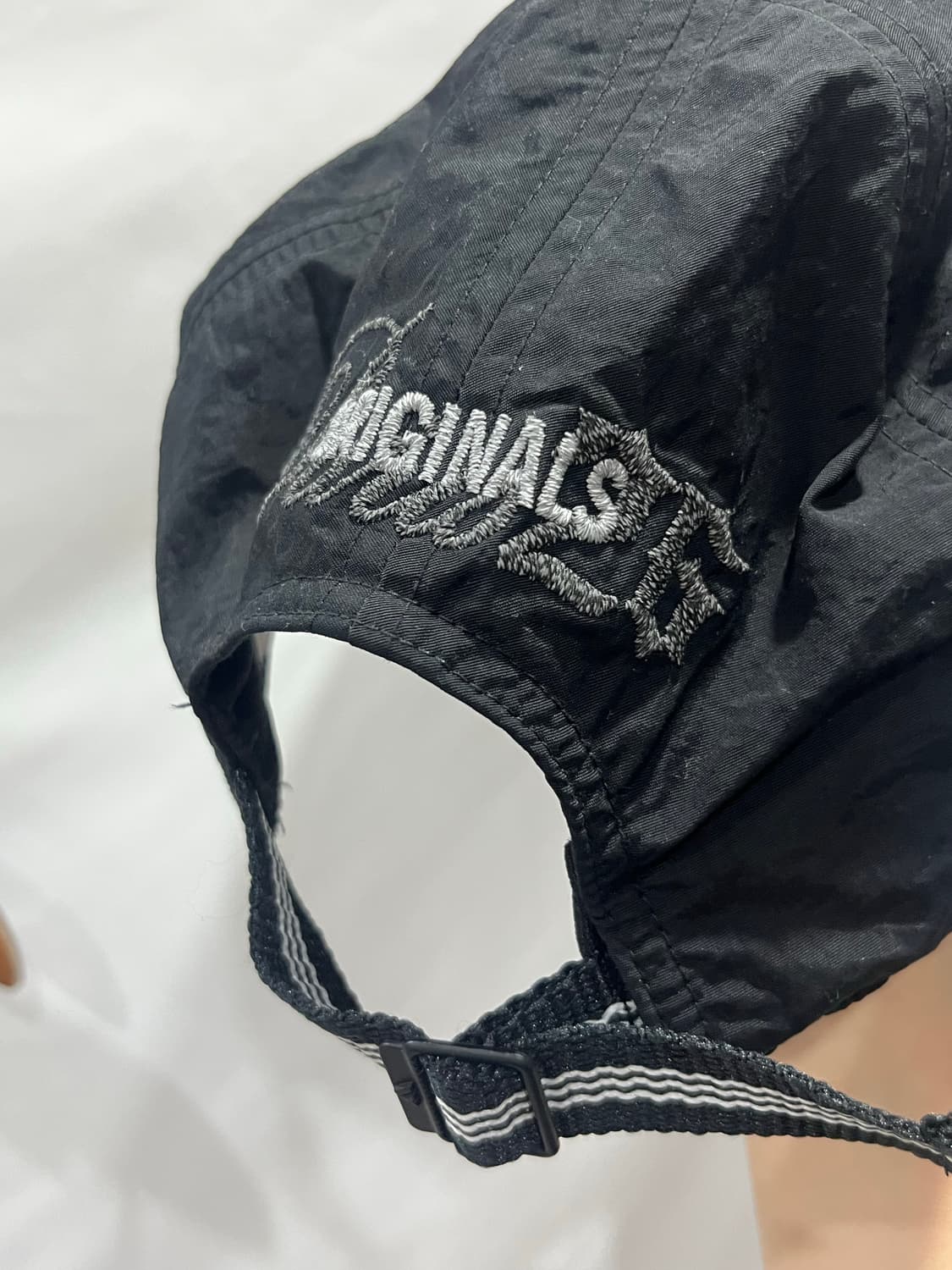 아디다스 2026 파리 패션위크 볼캡 블랙 상품이미지3