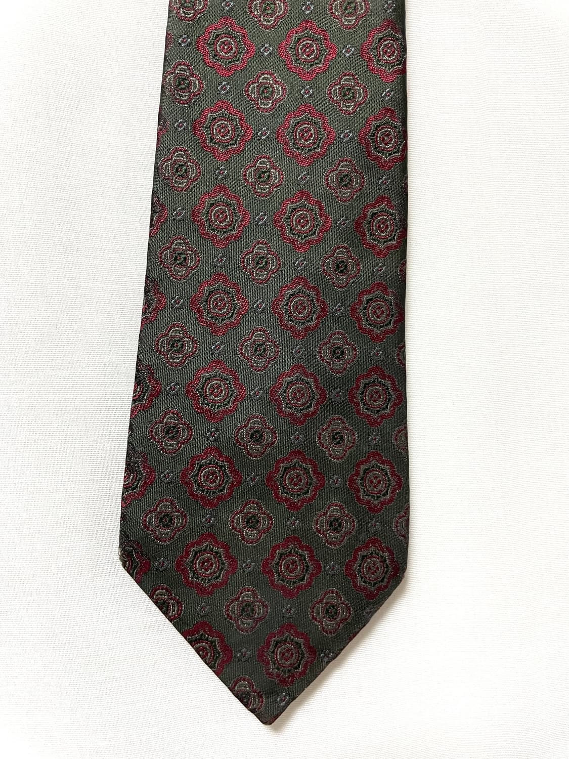크리스찬 디올 Dior 명품 빈티지 플라워 실크 넥타이 _ 그린/레드 상품이미지4