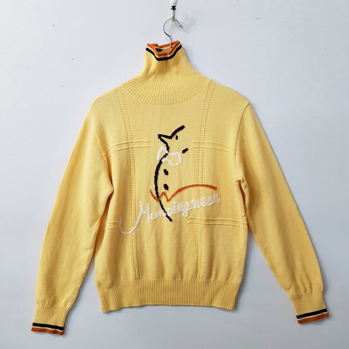 먼싱웨어 모 100% 터틀넥 스웨터 옐로우 상품이미지1