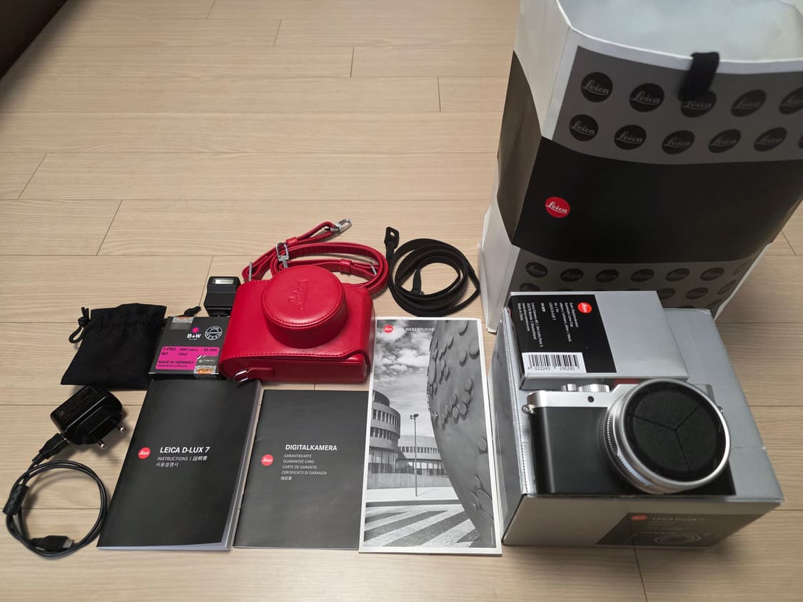 [민트급] 라이카 D-lux7 실버 디지털 카메라+악세서리 풀박스 판매 상품이미지1
