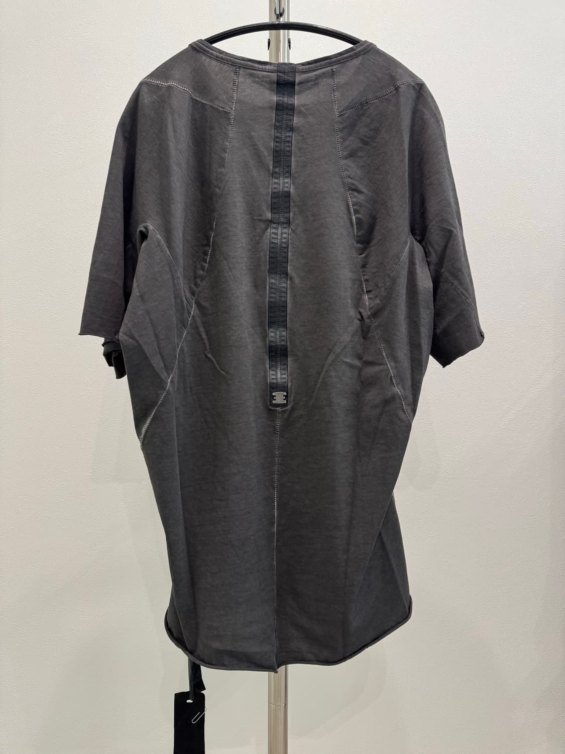 아이작 세럼 로얄 플럼 티셔츠 상품이미지2